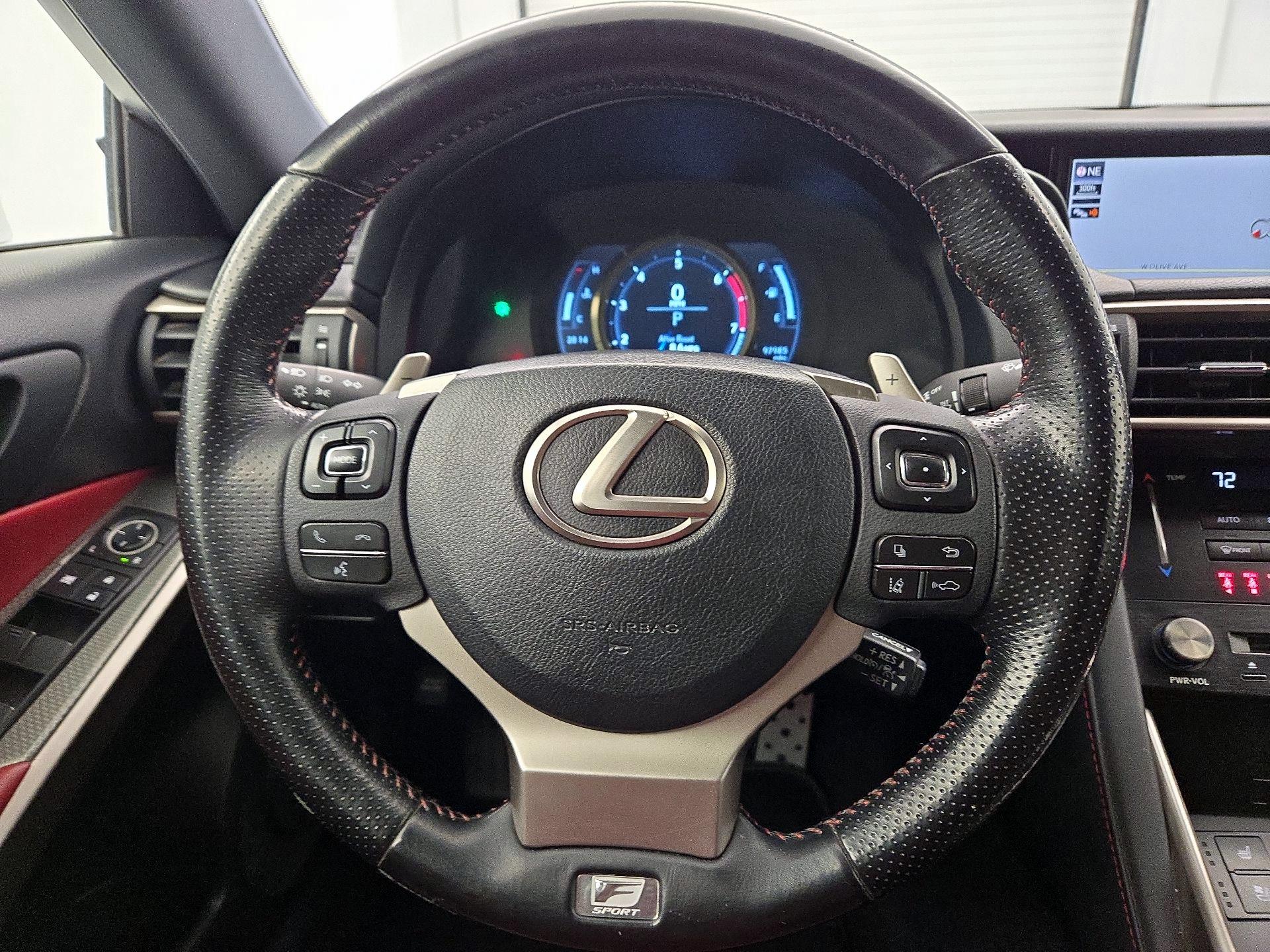 Thumbnail: 2017 Lexus IS - 10