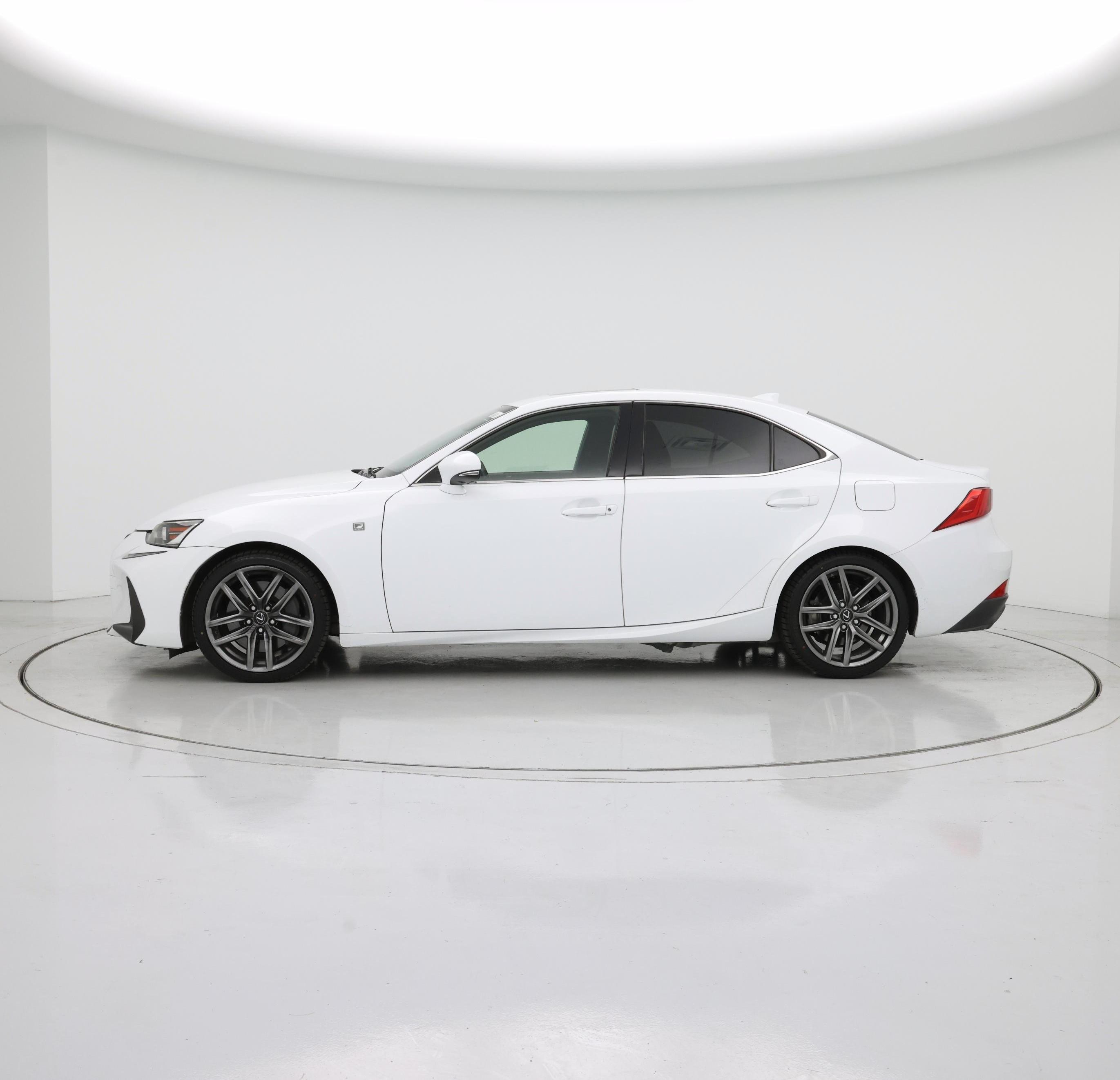 Thumbnail: 2017 Lexus IS - 3