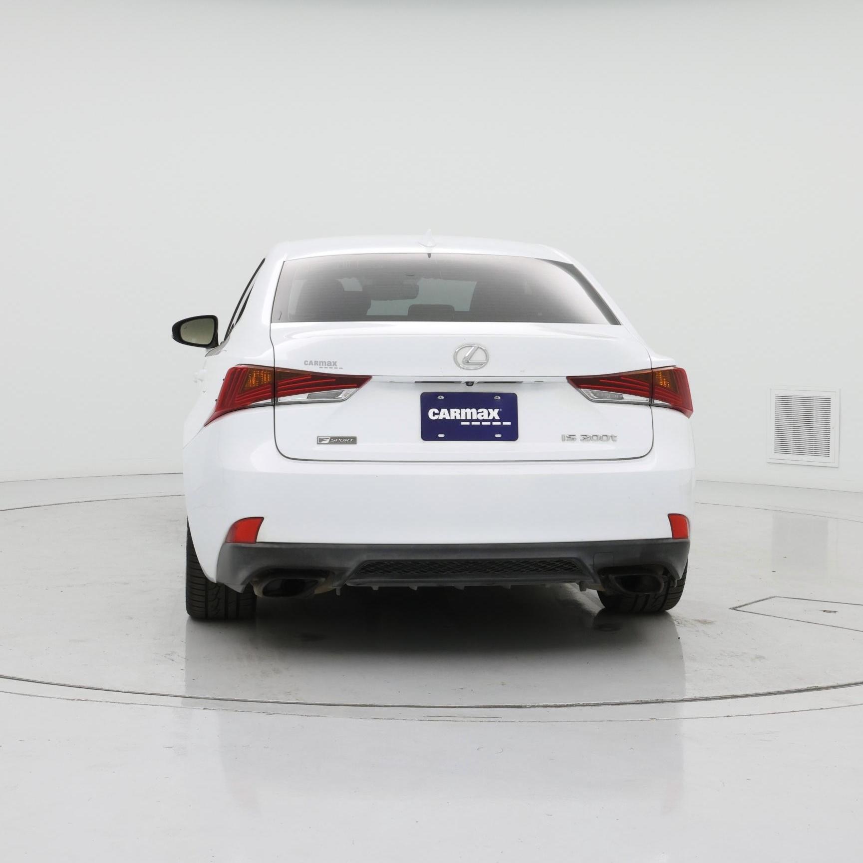 Thumbnail: 2017 Lexus IS - 6