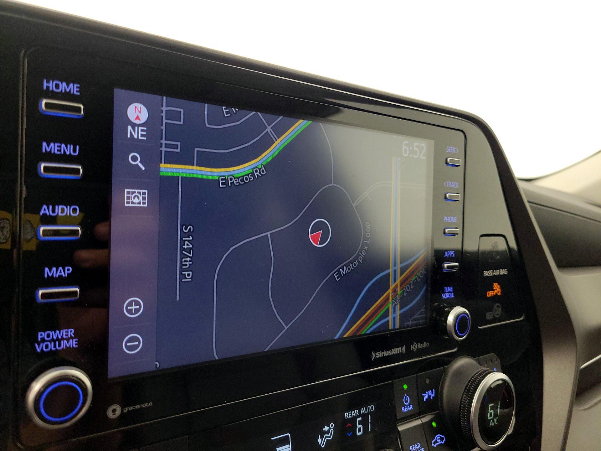 Thumbnail: 2021 Toyota Highlander - 14