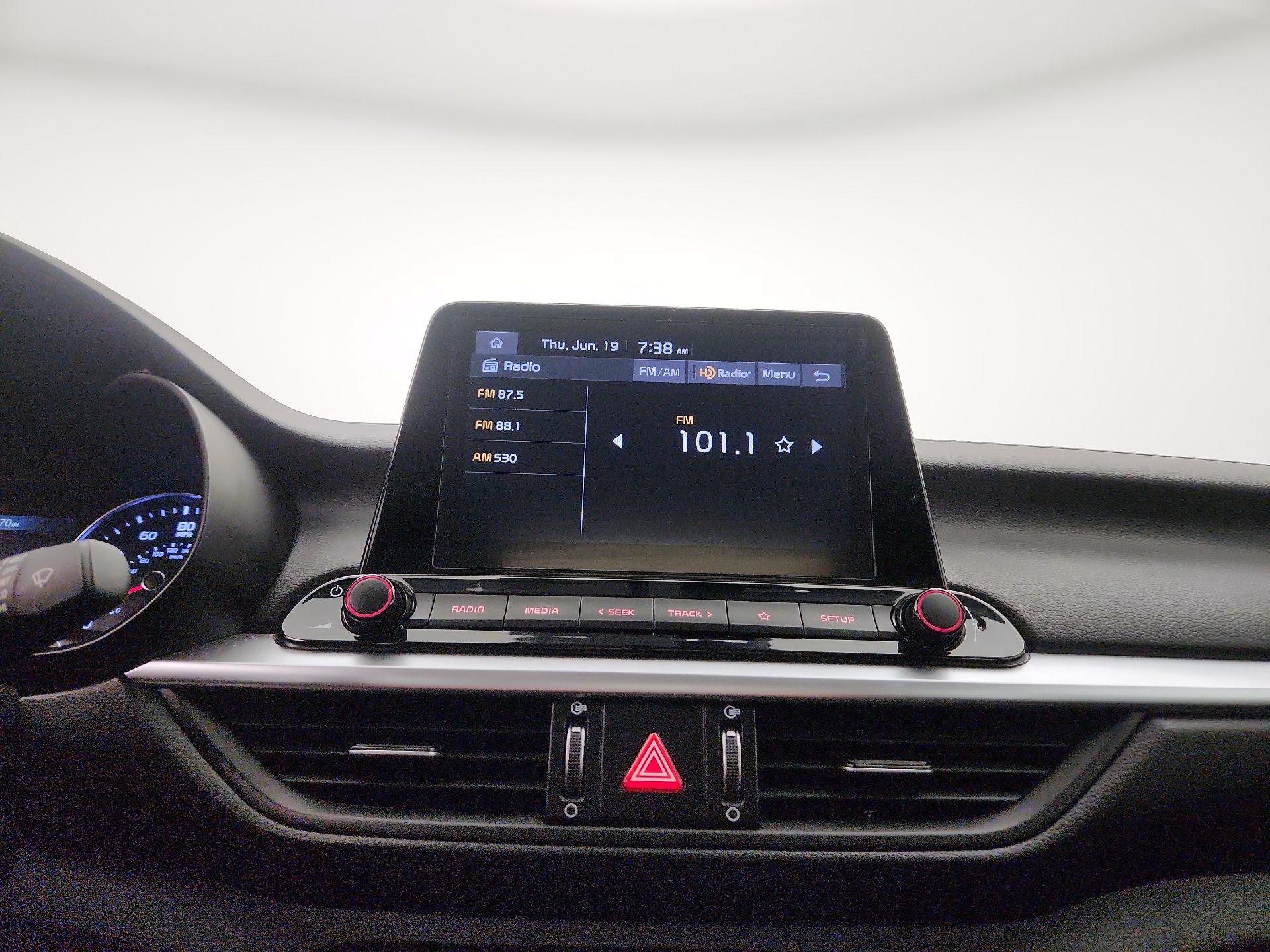 Thumbnail: 2023 Kia Forte - 15
