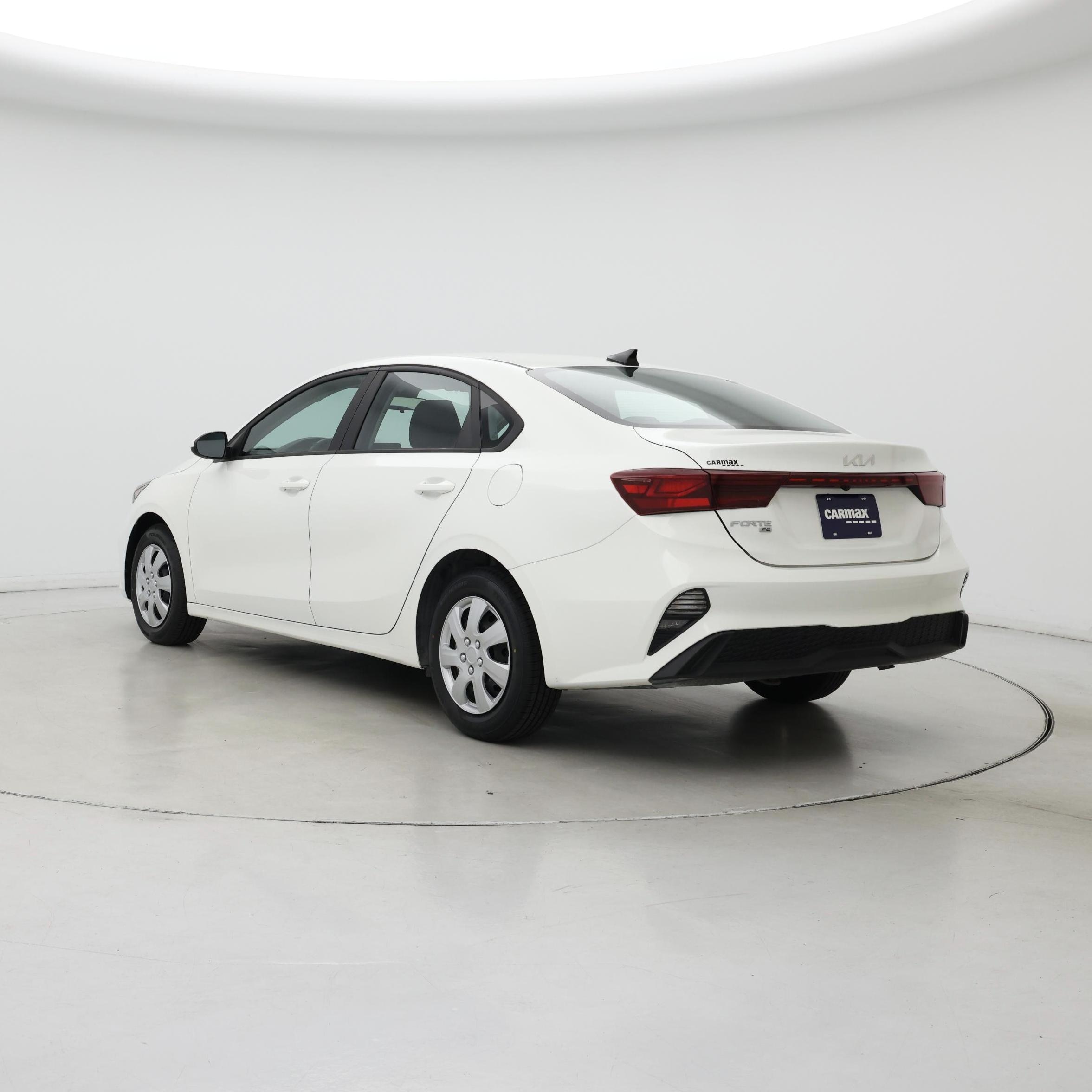 Thumbnail: 2023 Kia Forte - 2