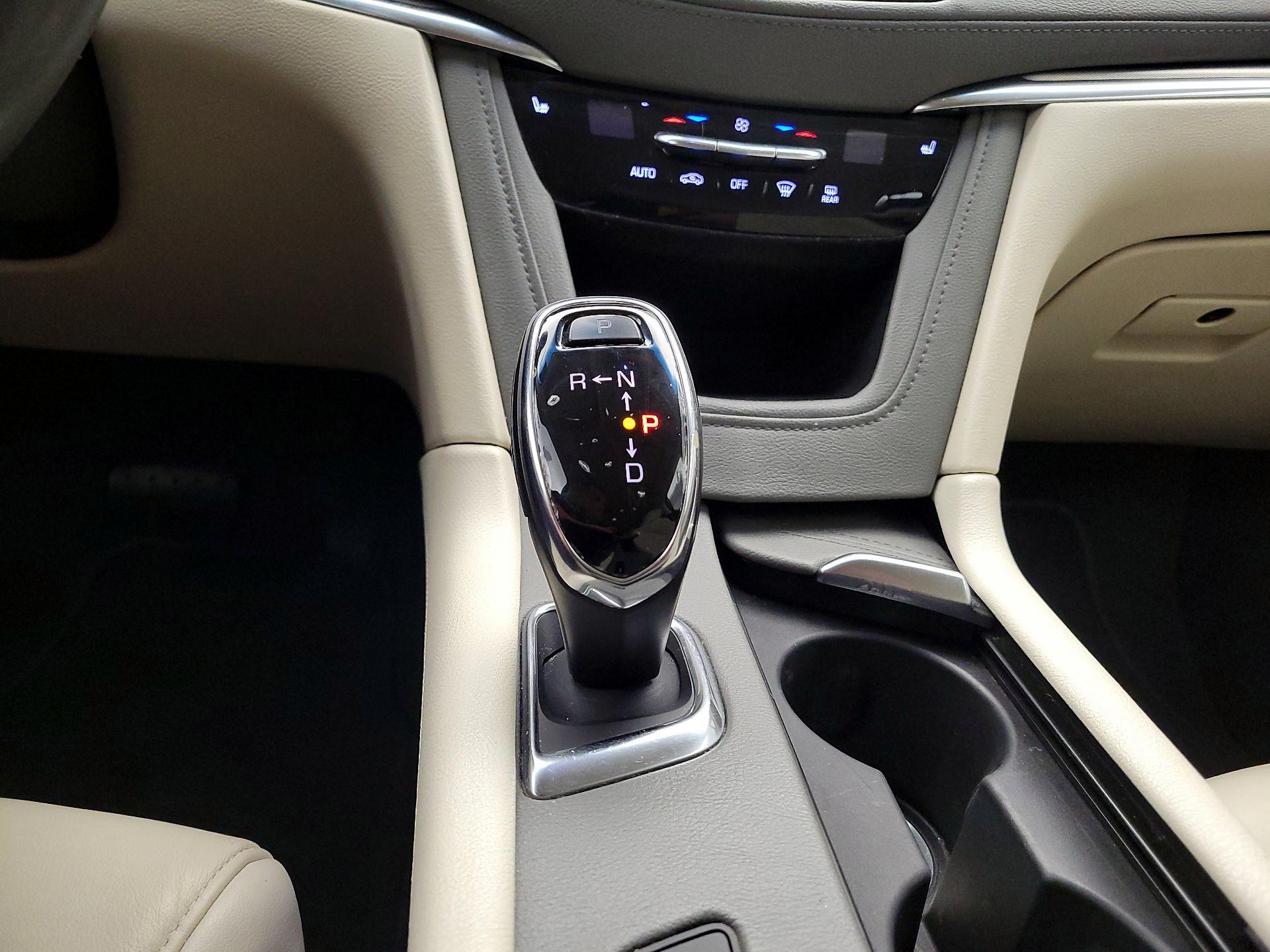 Thumbnail: 2019 Cadillac XT5 - 18