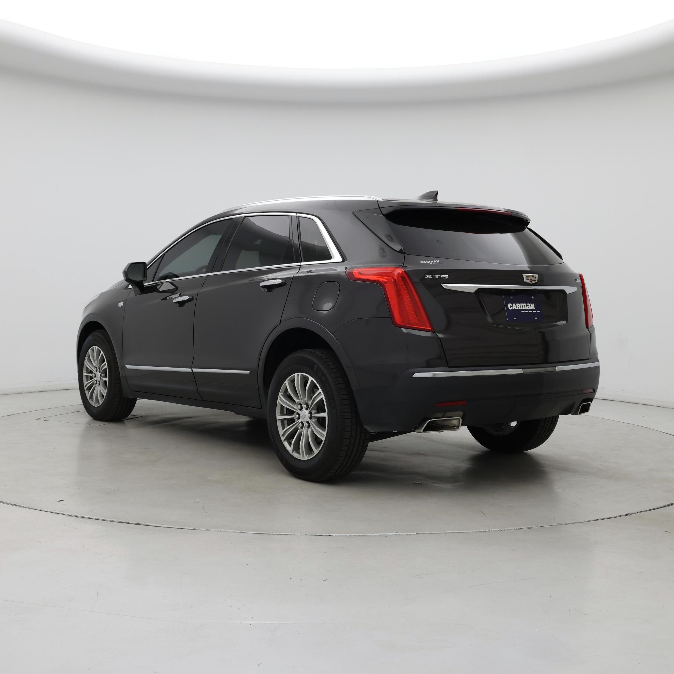 Thumbnail: 2019 Cadillac XT5 - 2