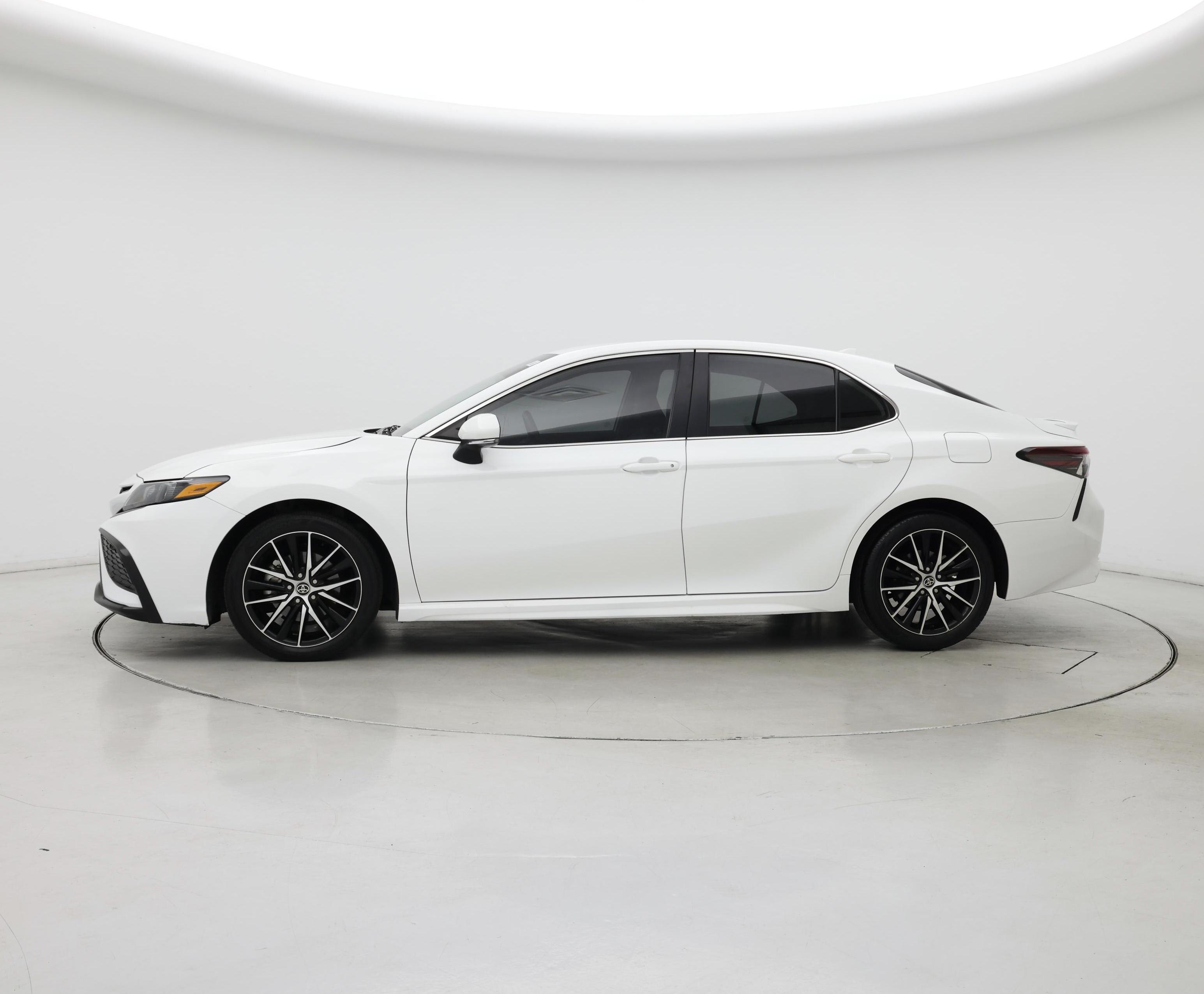 Thumbnail: 2023 Toyota Camry - 3