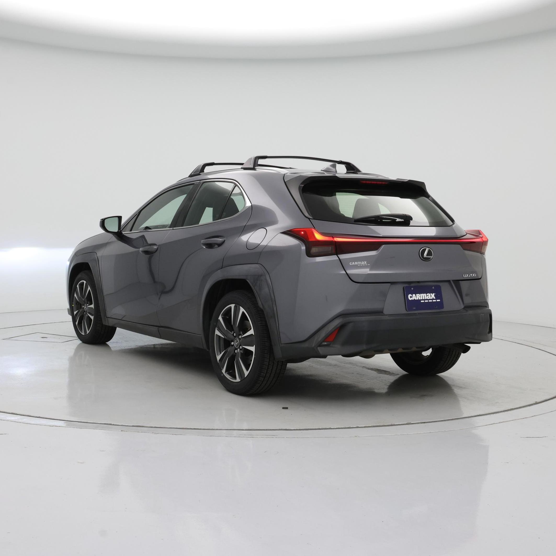Thumbnail: 2019 Lexus UX - 2