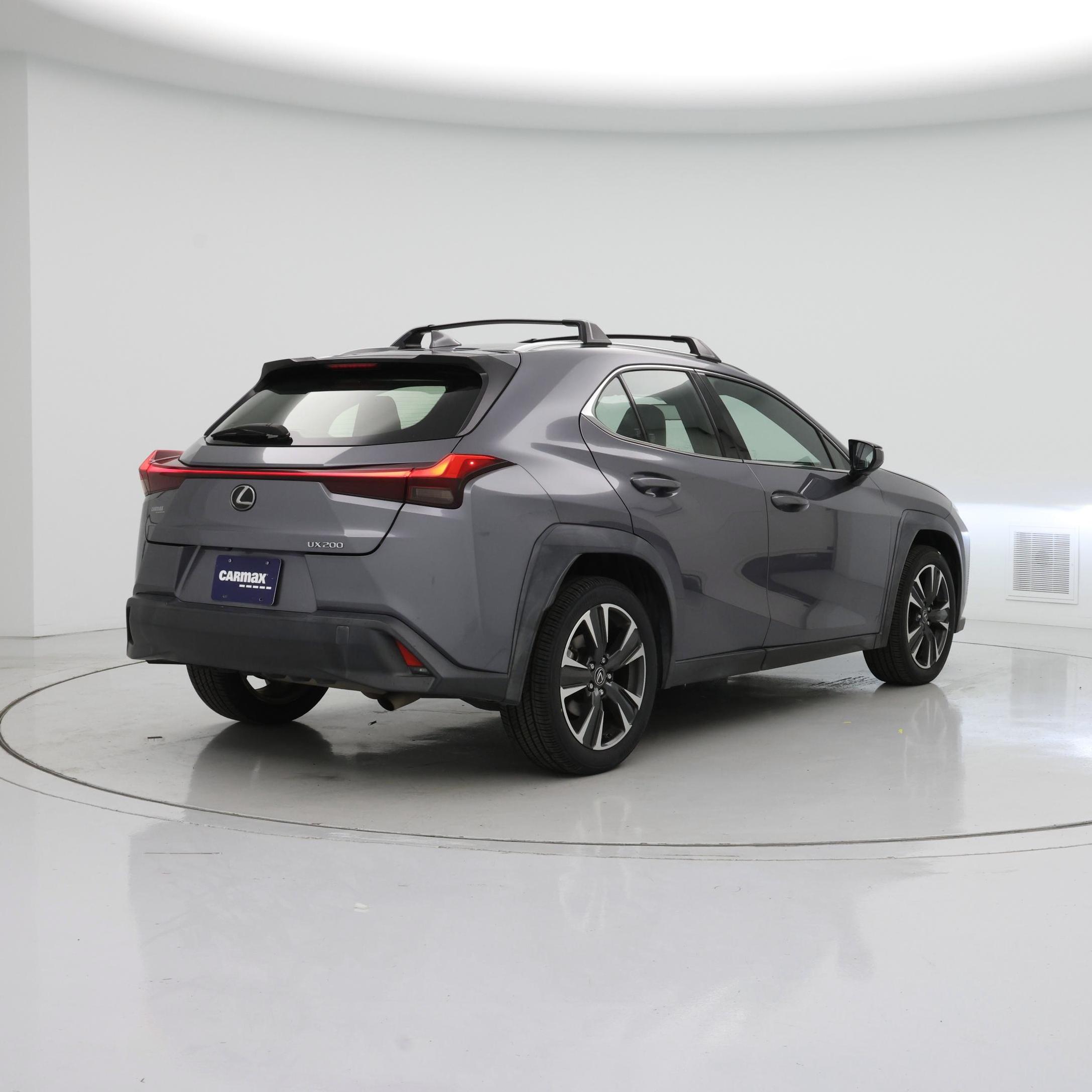Thumbnail: 2019 Lexus UX - 8