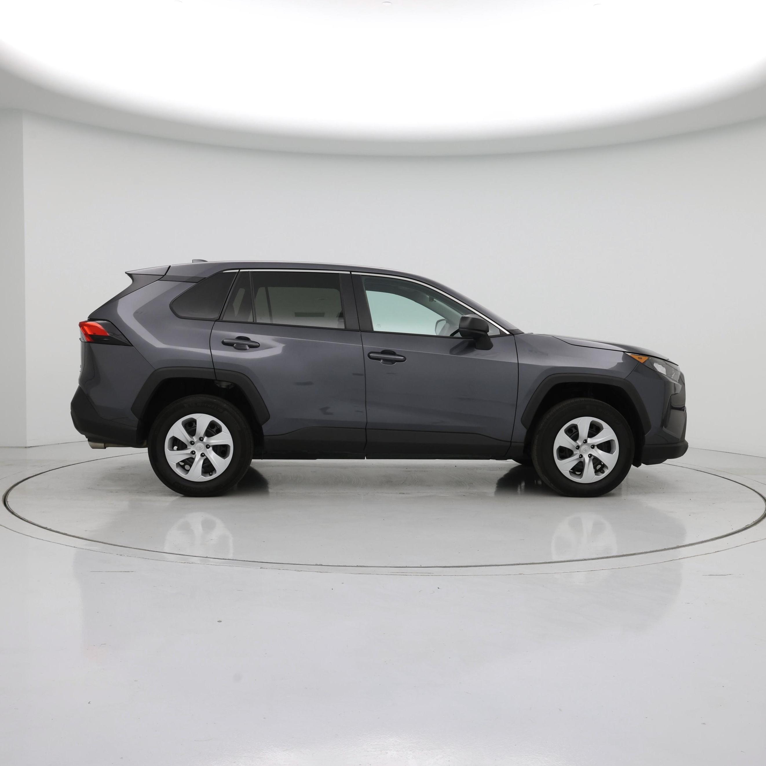 Thumbnail: 2022 Toyota RAV4 - 7
