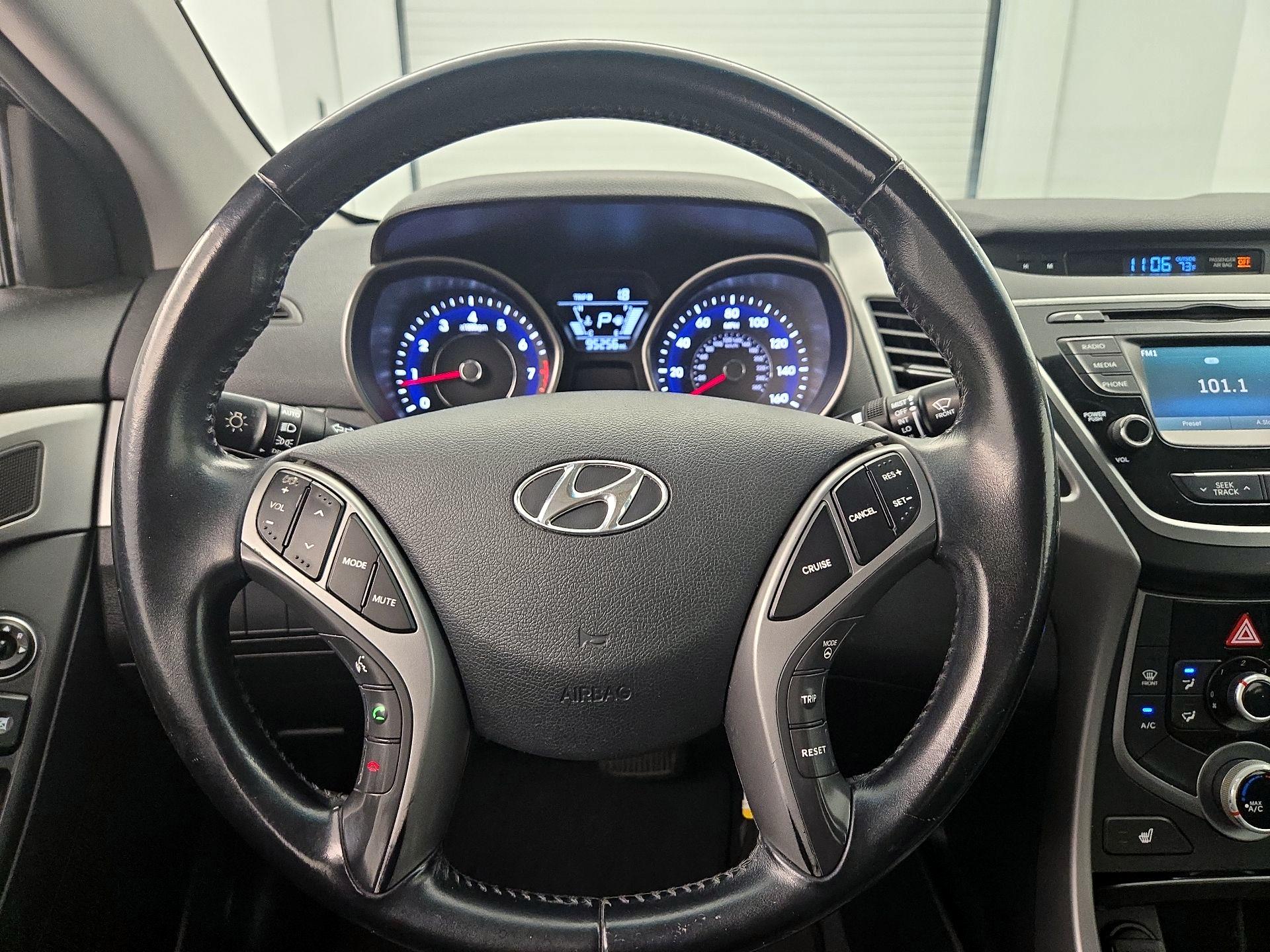 Thumbnail: 2014 Hyundai Elantra - 10