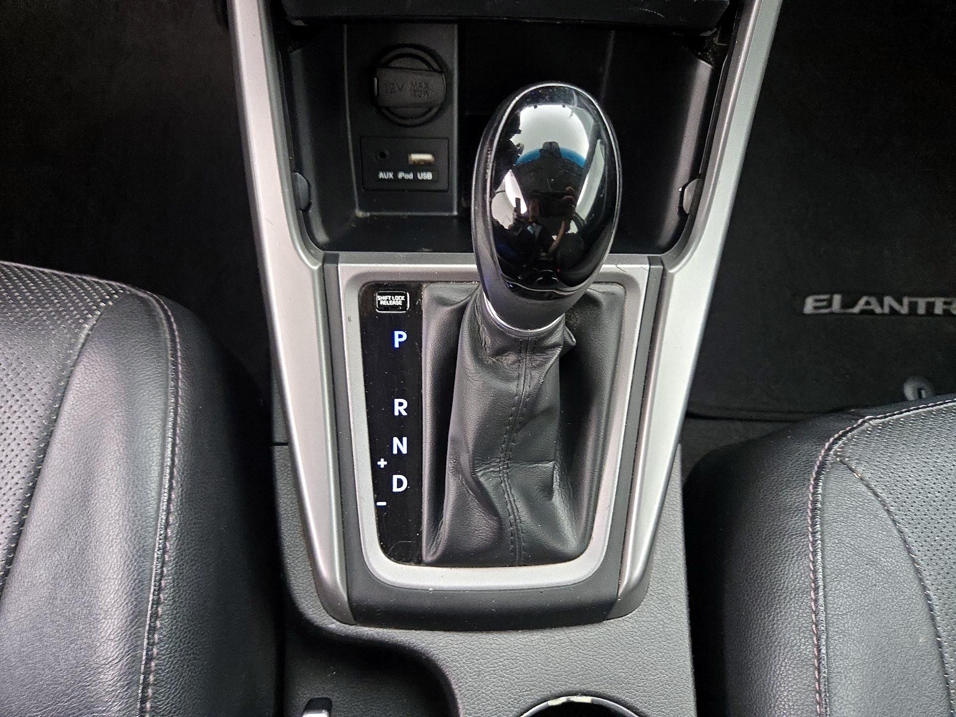 Thumbnail: 2014 Hyundai Elantra - 17