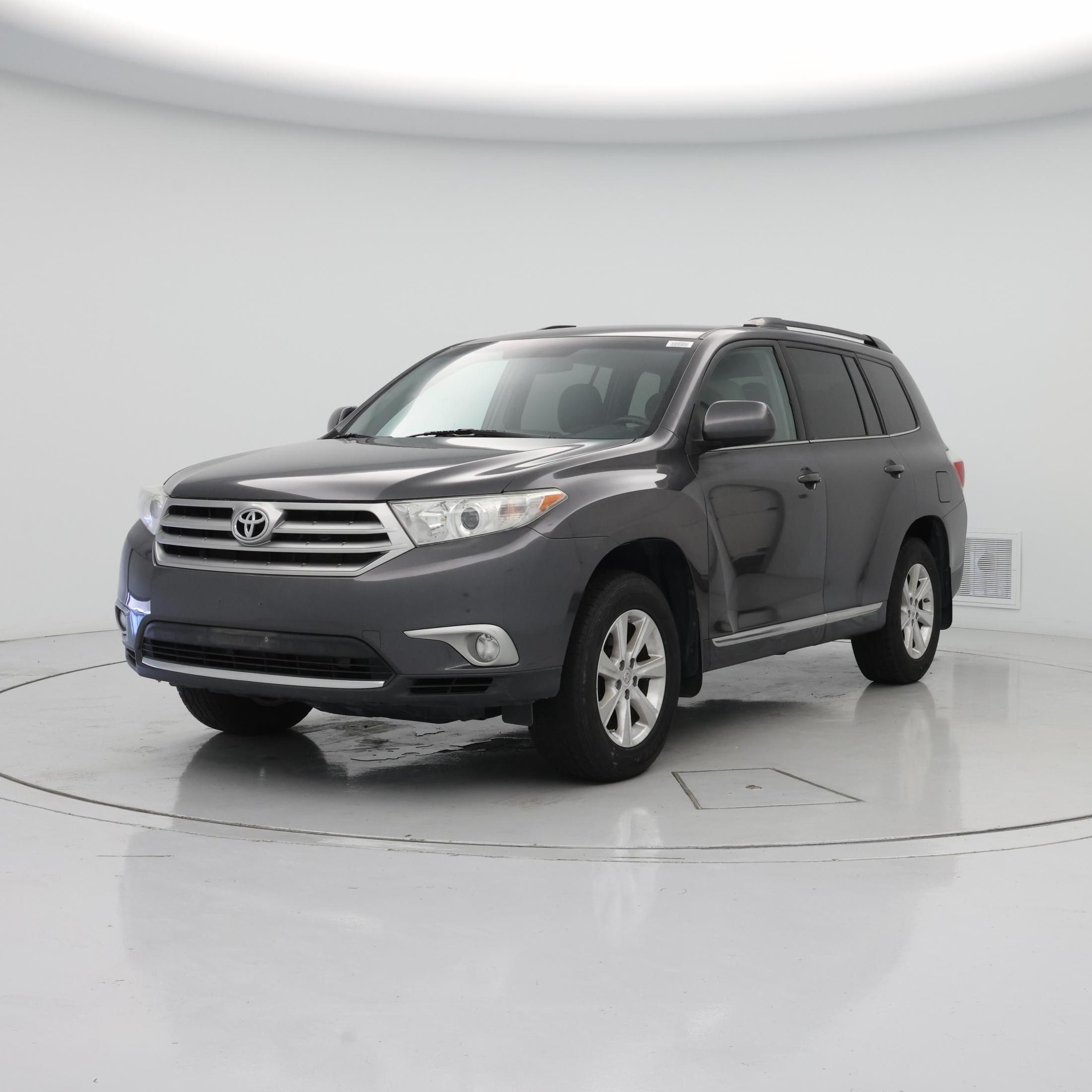 Thumbnail: 2013 Toyota Highlander - 4