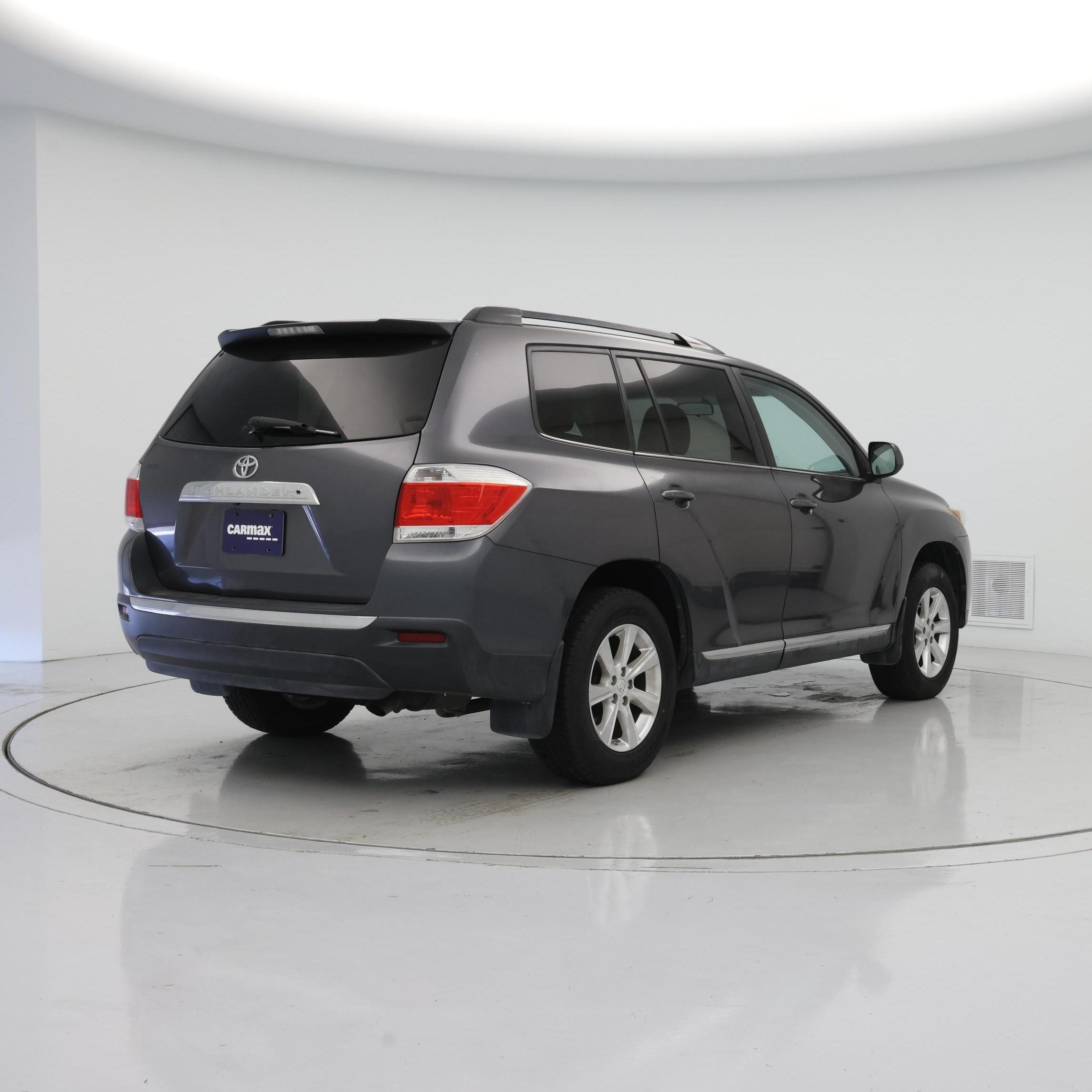 Thumbnail: 2013 Toyota Highlander - 8