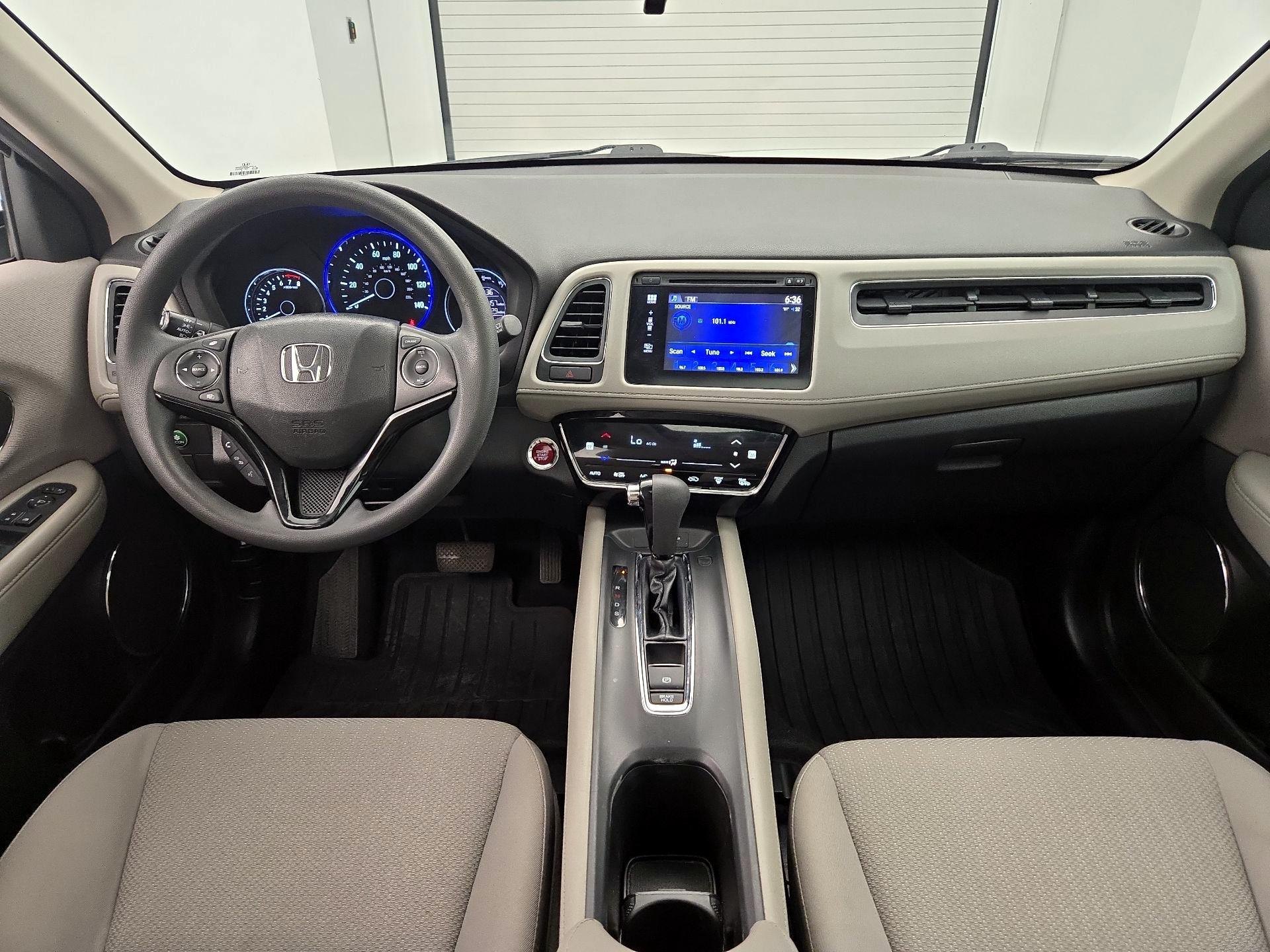 Thumbnail: 2017 Honda HR-V - 9