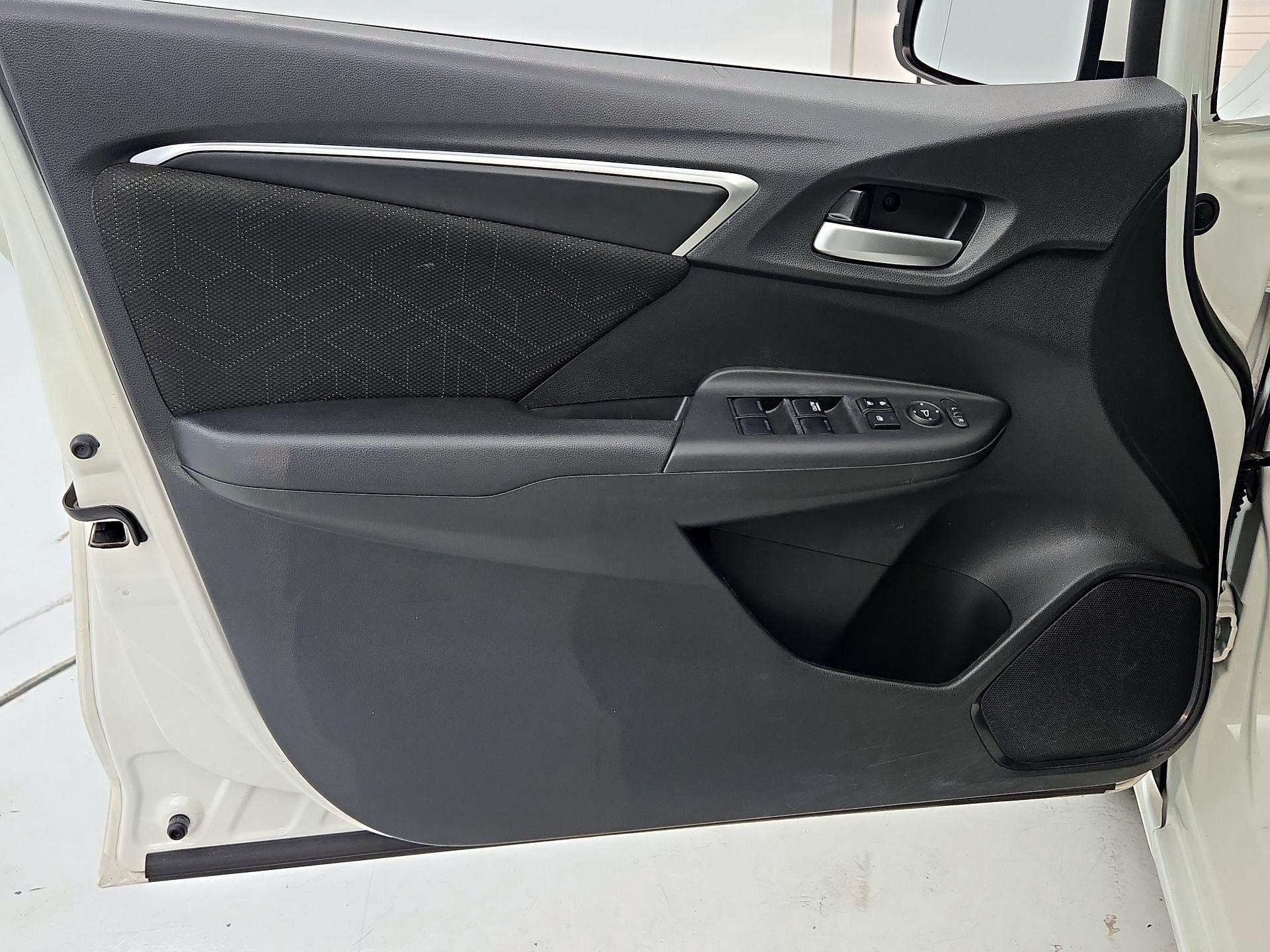 Thumbnail: 2016 Honda Fit - 12