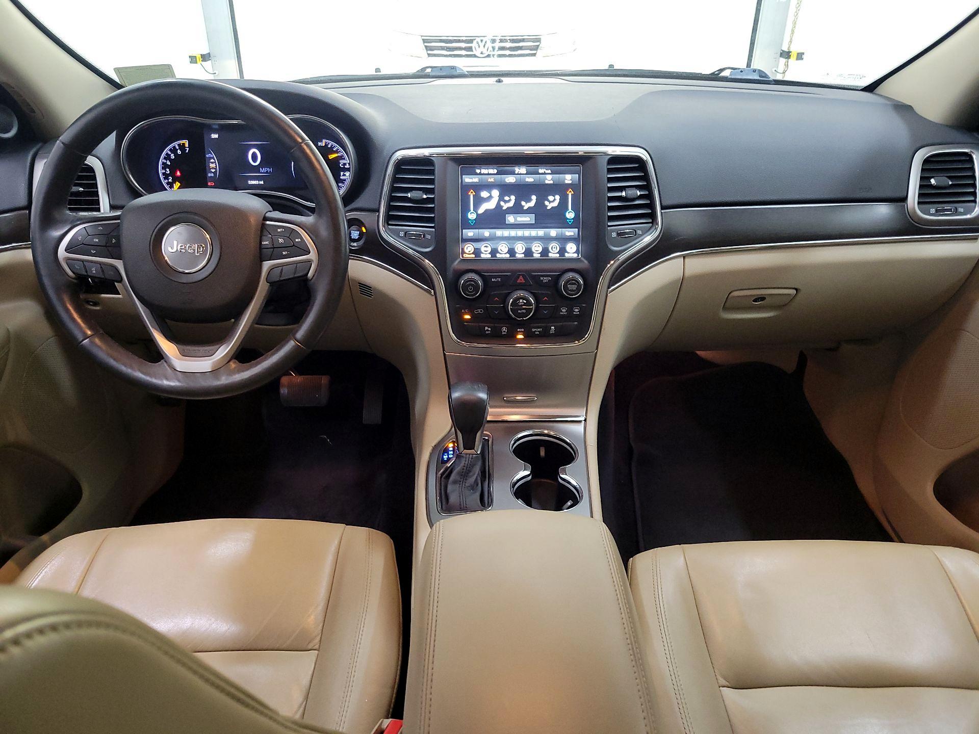 Thumbnail: 2018 Jeep Grand Cherokee - 9