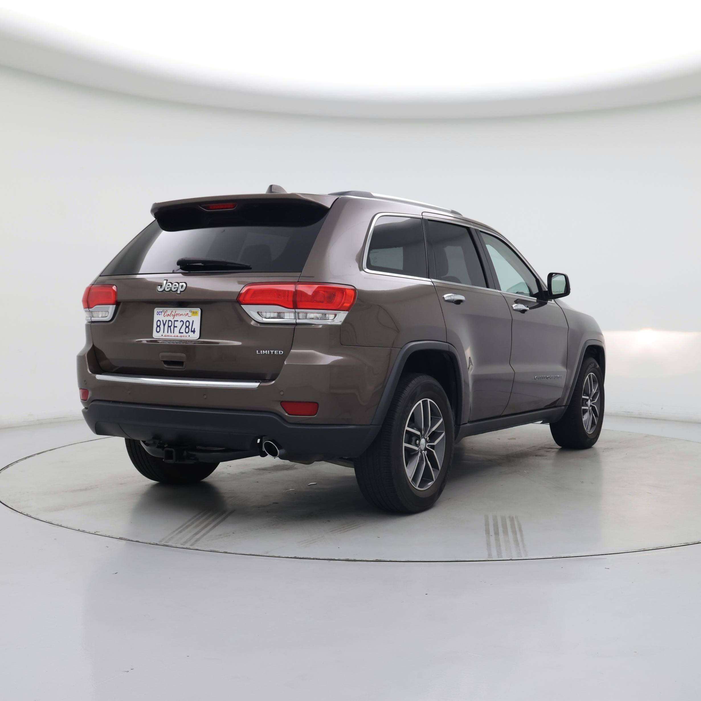 Thumbnail: 2018 Jeep Grand Cherokee - 8