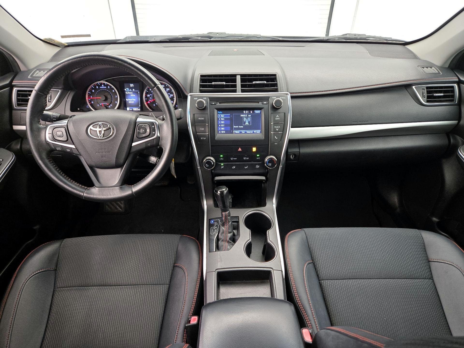 Thumbnail: 2017 Toyota Camry - 9