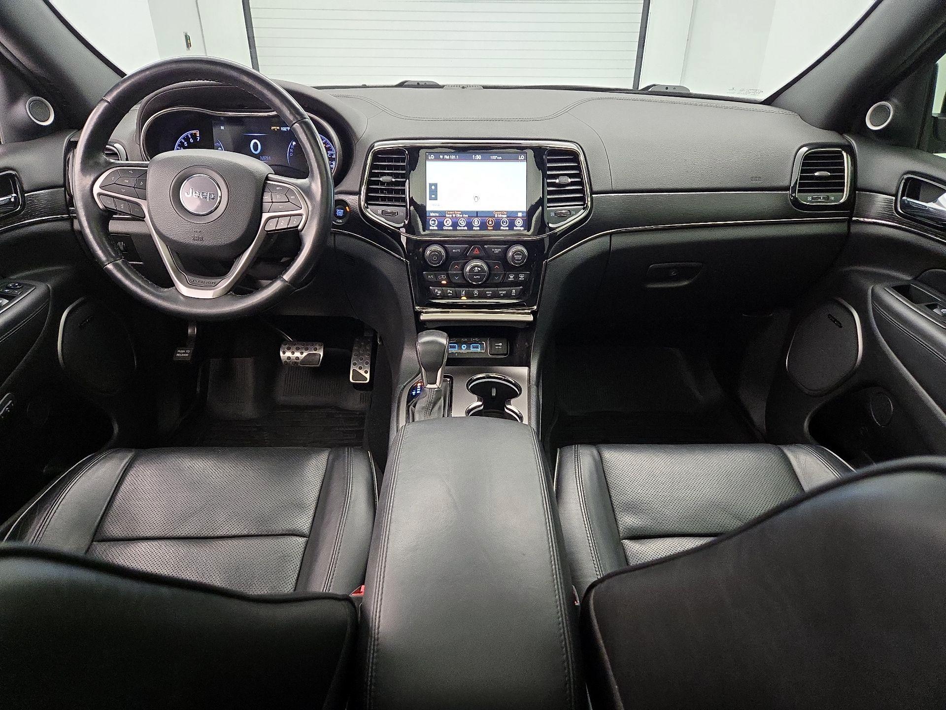 Thumbnail: 2020 Jeep Grand Cherokee - 9