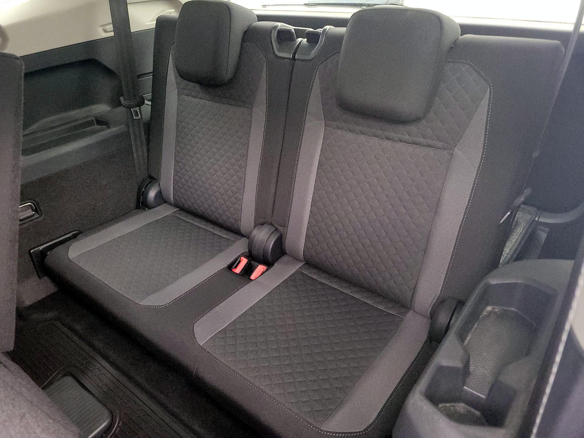 Thumbnail: 2020 Volkswagen Tiguan - 20