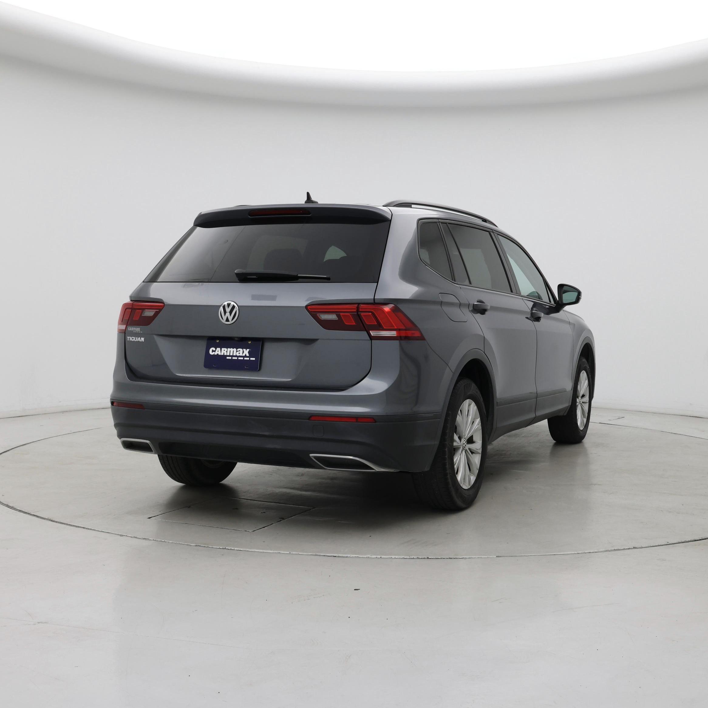 Thumbnail: 2020 Volkswagen Tiguan - 8