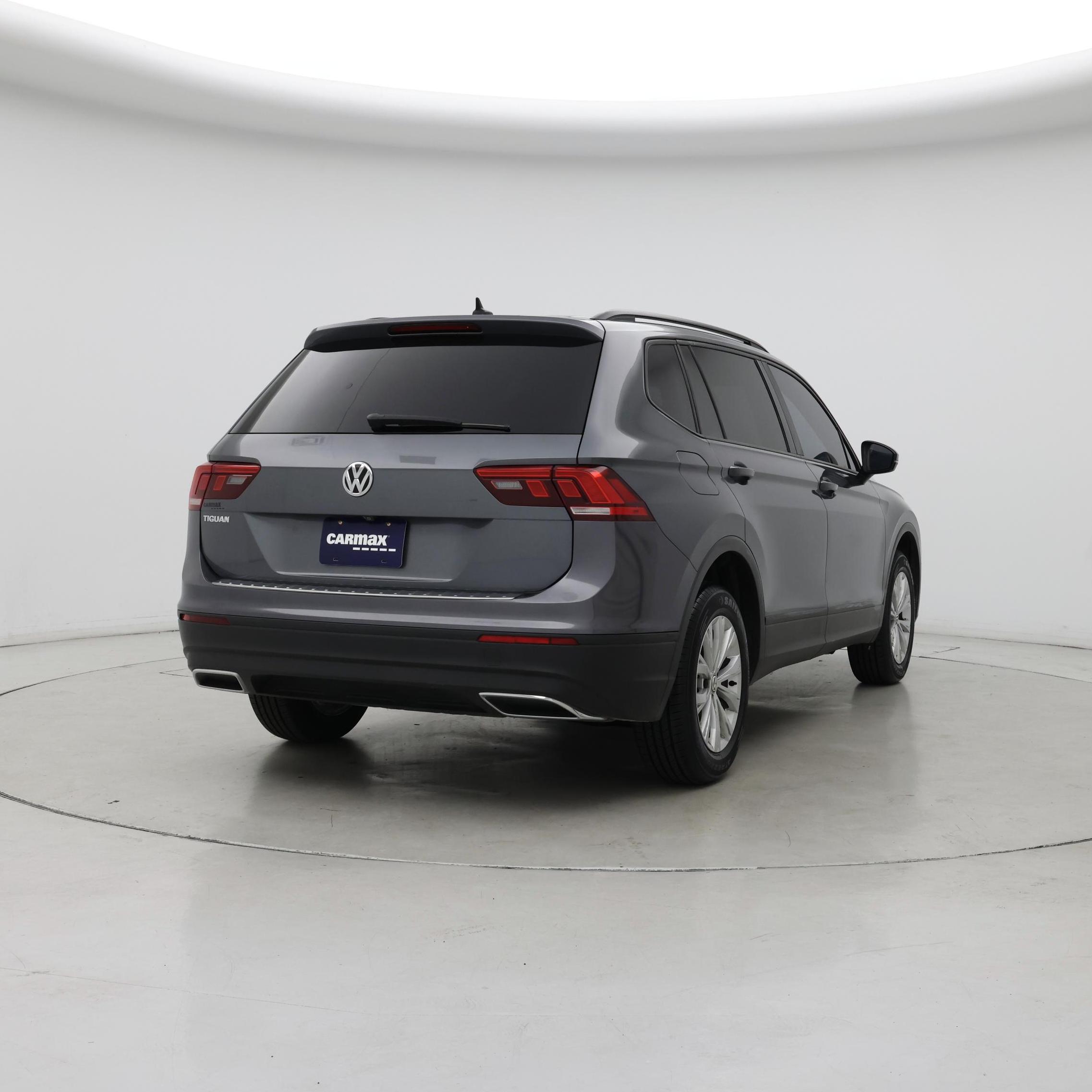 Thumbnail: 2020 Volkswagen Tiguan - 8