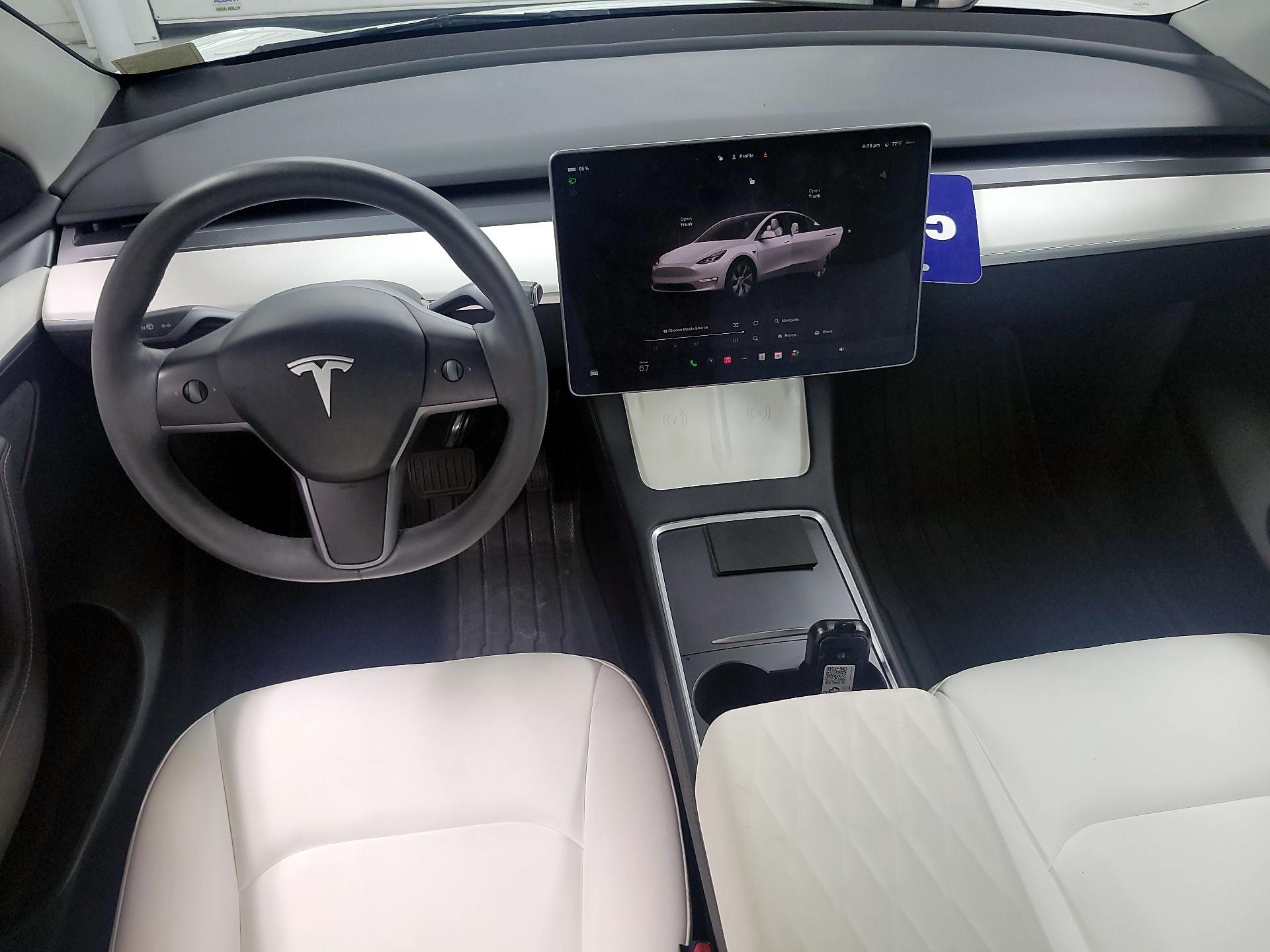 Thumbnail: 2023 Tesla Model Y - 9