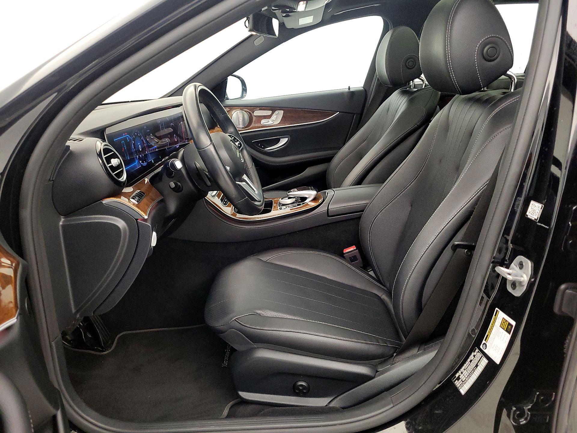Thumbnail: 2019 Mercedes-Benz E-Class - 11