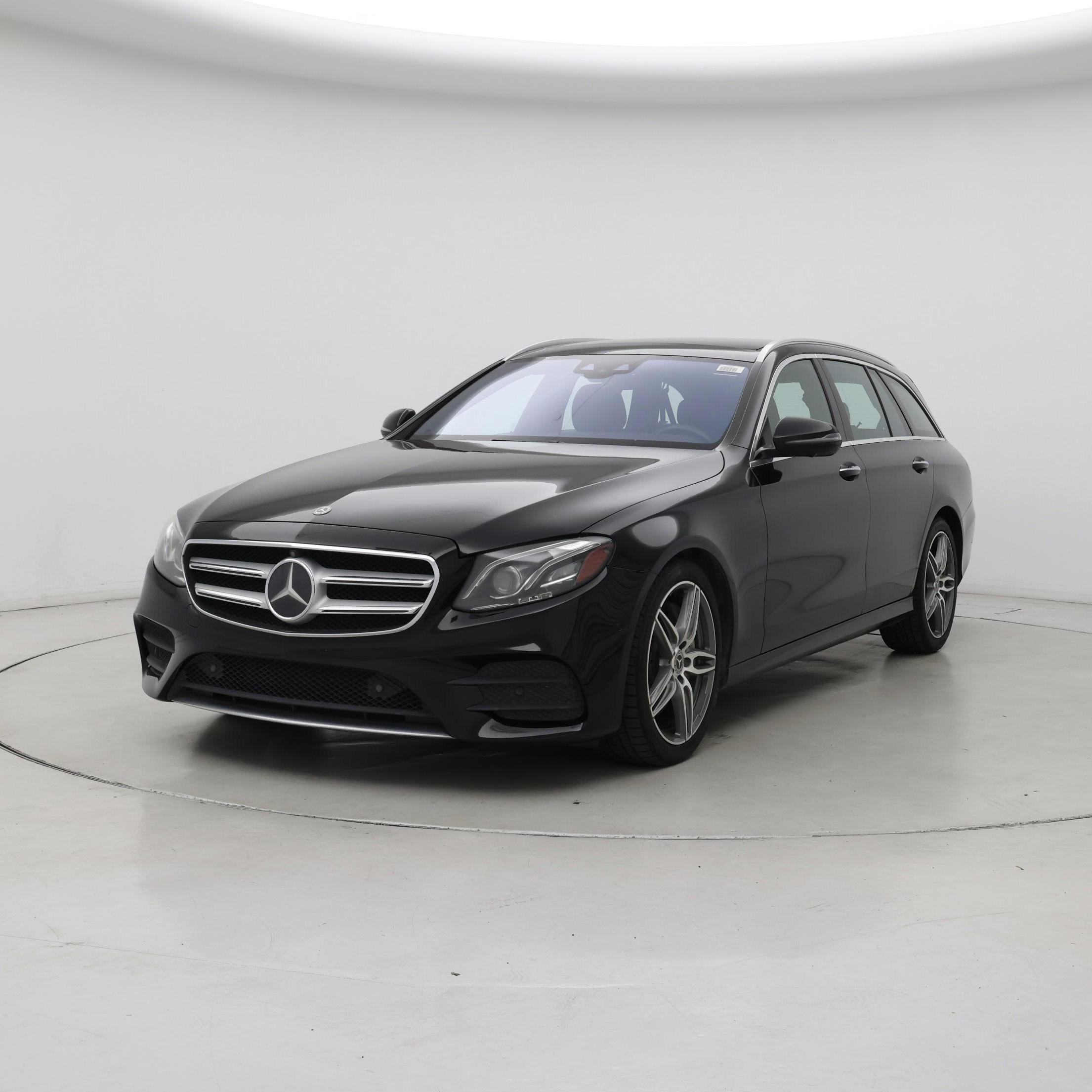 Thumbnail: 2019 Mercedes-Benz E-Class - 4