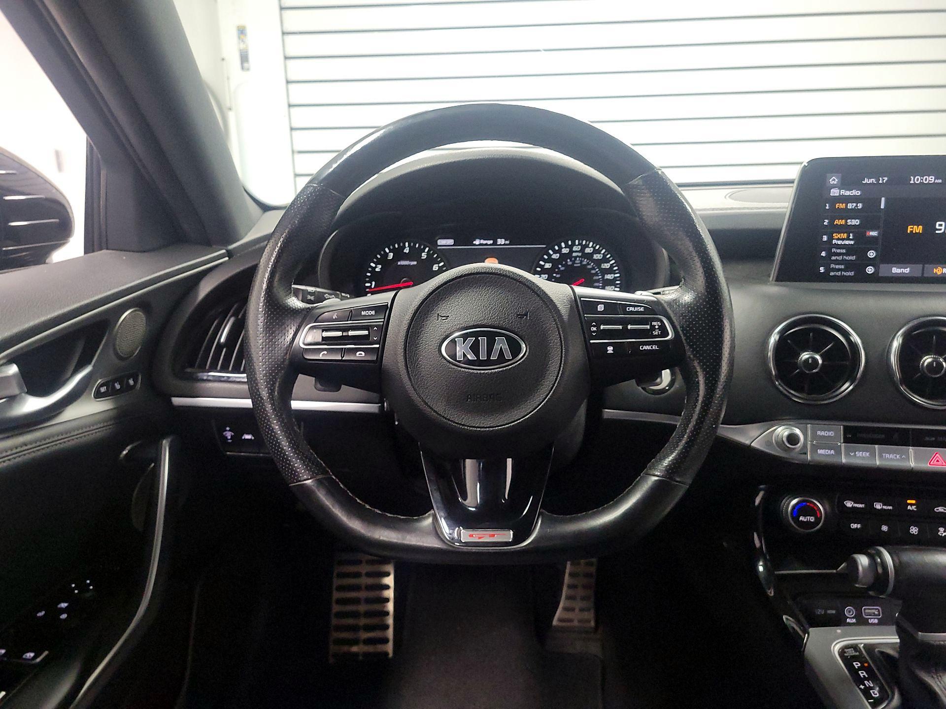 Thumbnail: 2020 Kia Stinger - 10