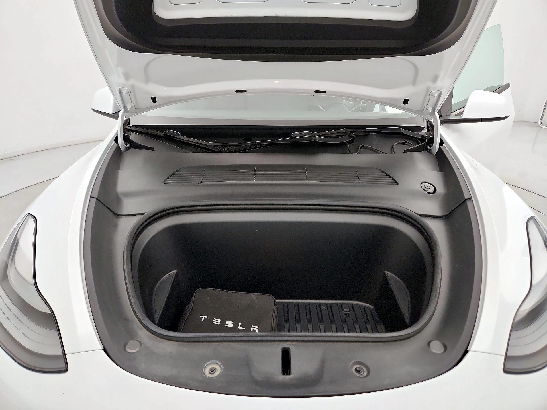 Thumbnail: 2021 Tesla Model Y - 20