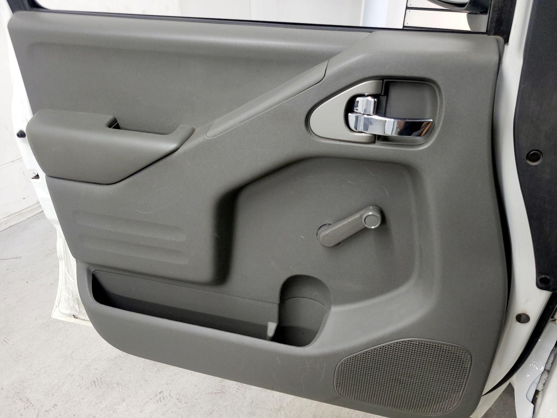 Thumbnail: 2017 Nissan Frontier - 12