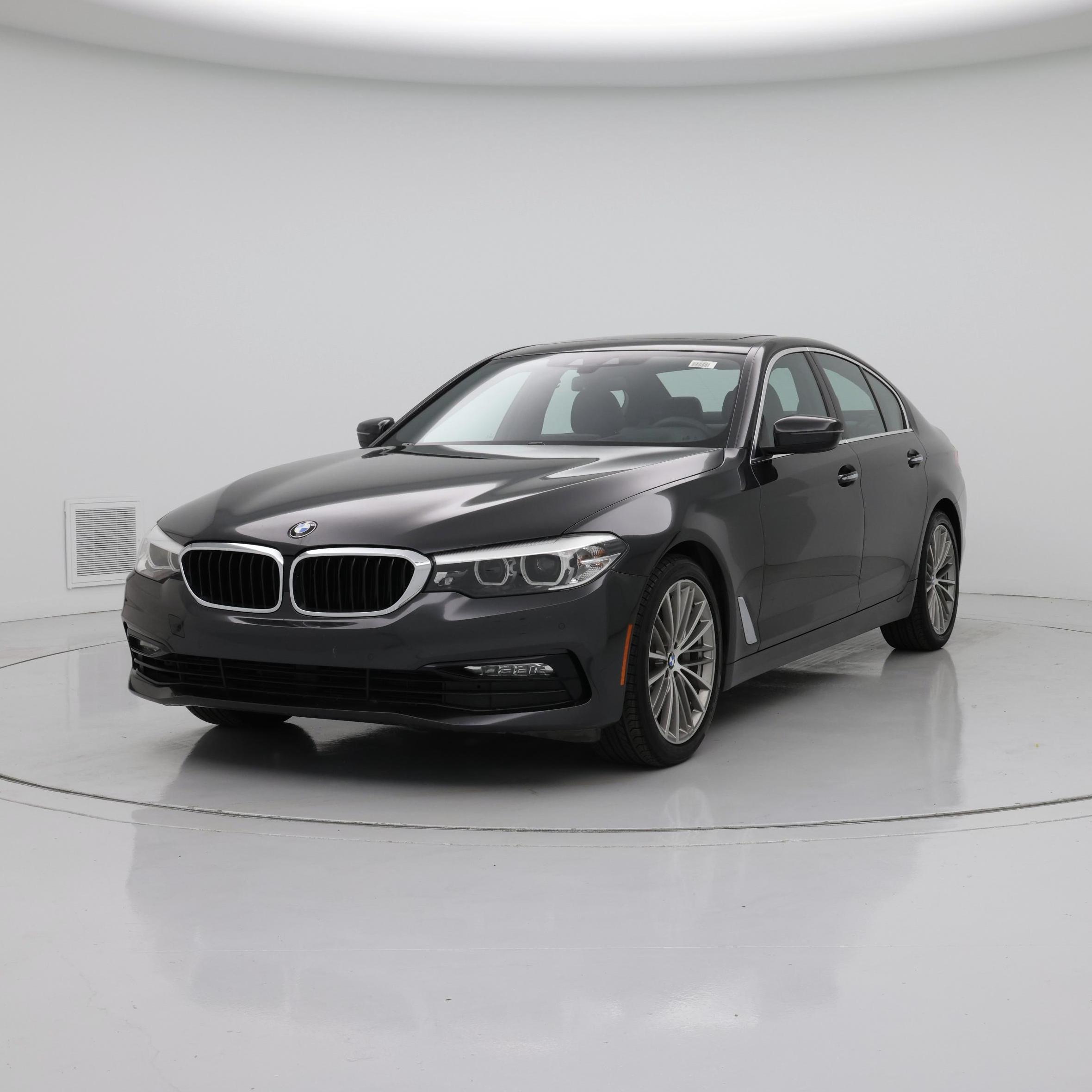 Thumbnail: 2018 BMW 5 Series - 4