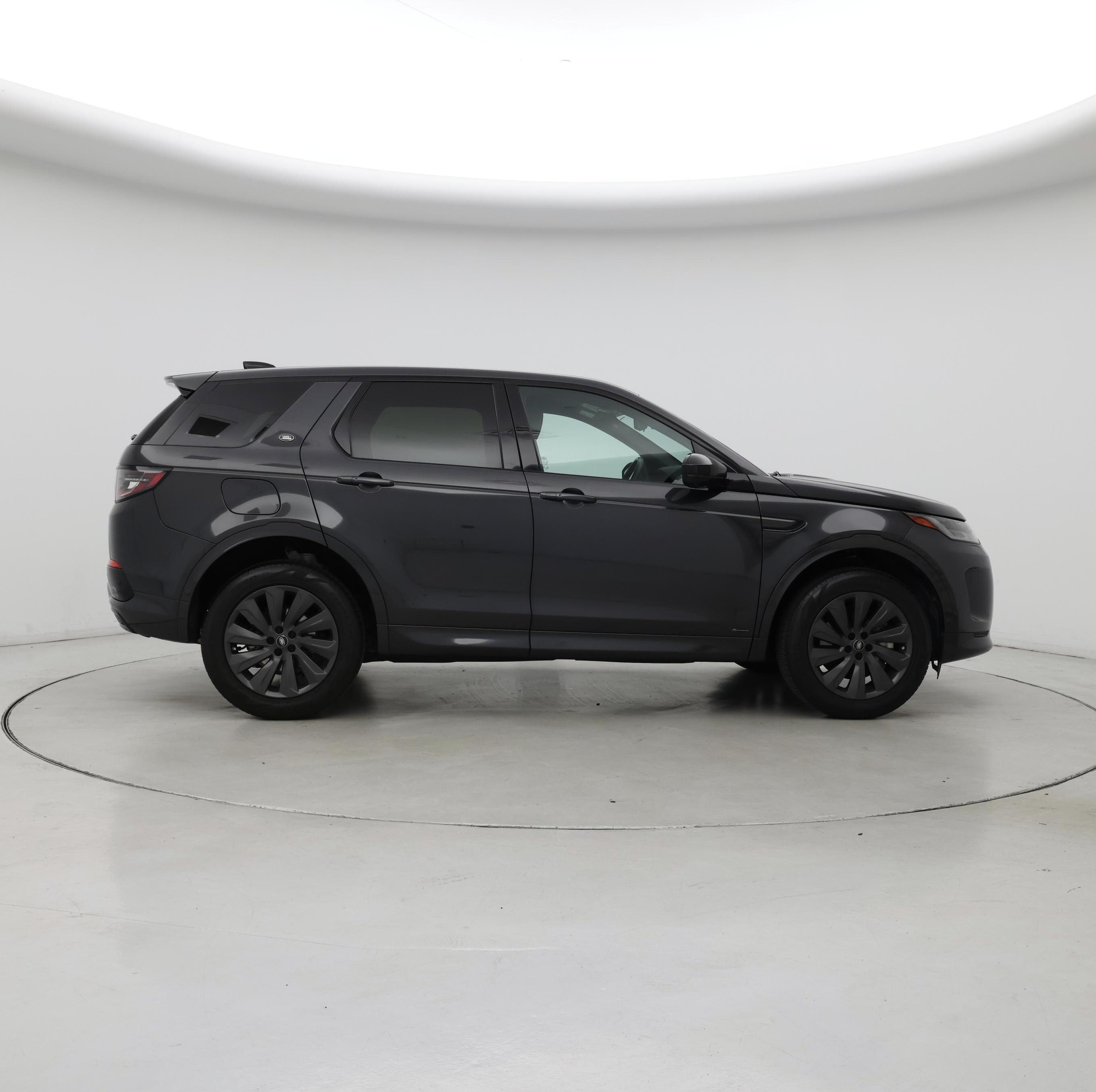 Thumbnail: 2020 Land Rover Discovery Sport - 7