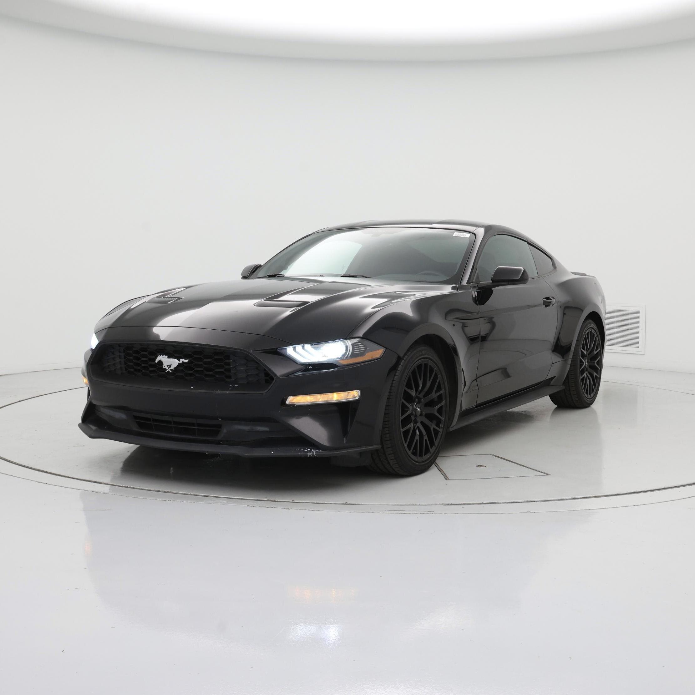 Thumbnail: 2018 Ford Mustang - 4