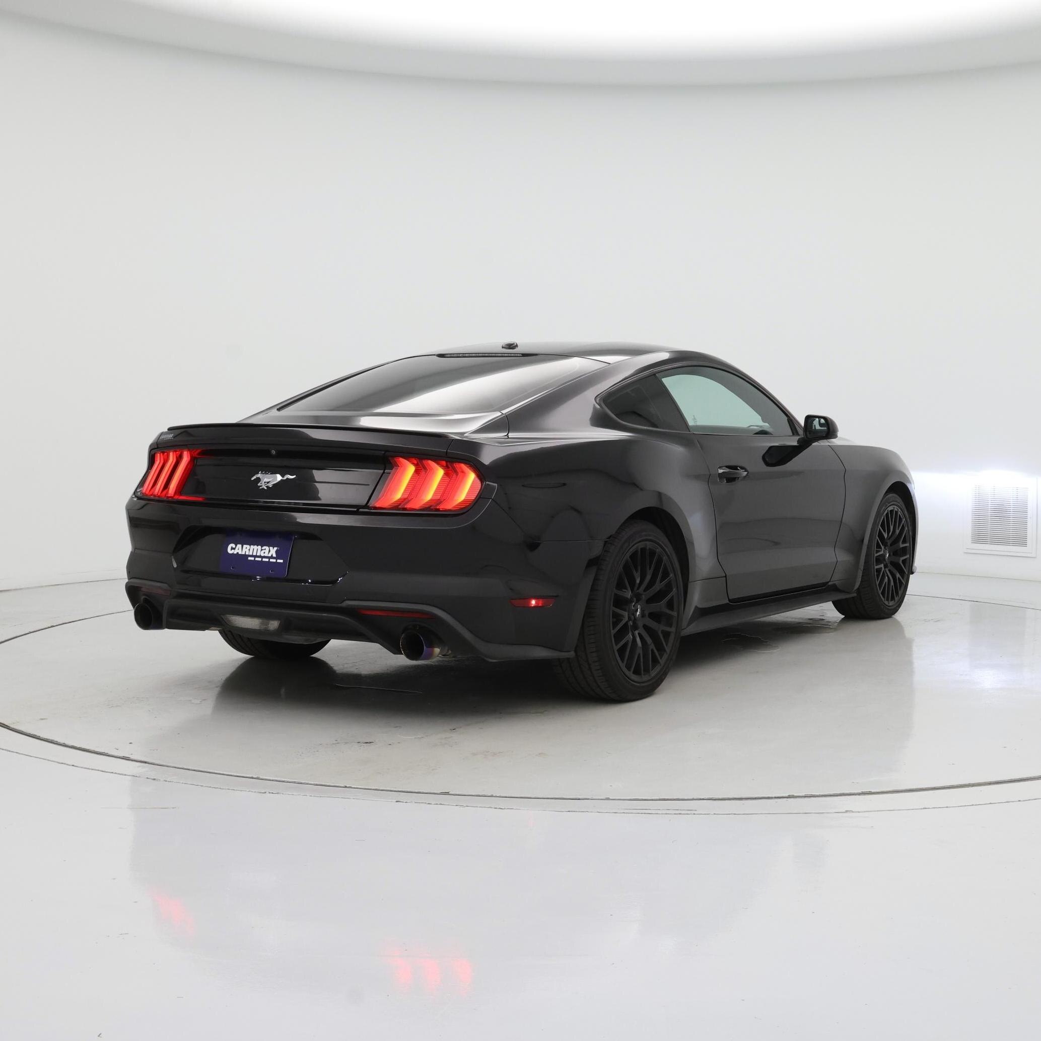 Thumbnail: 2018 Ford Mustang - 8