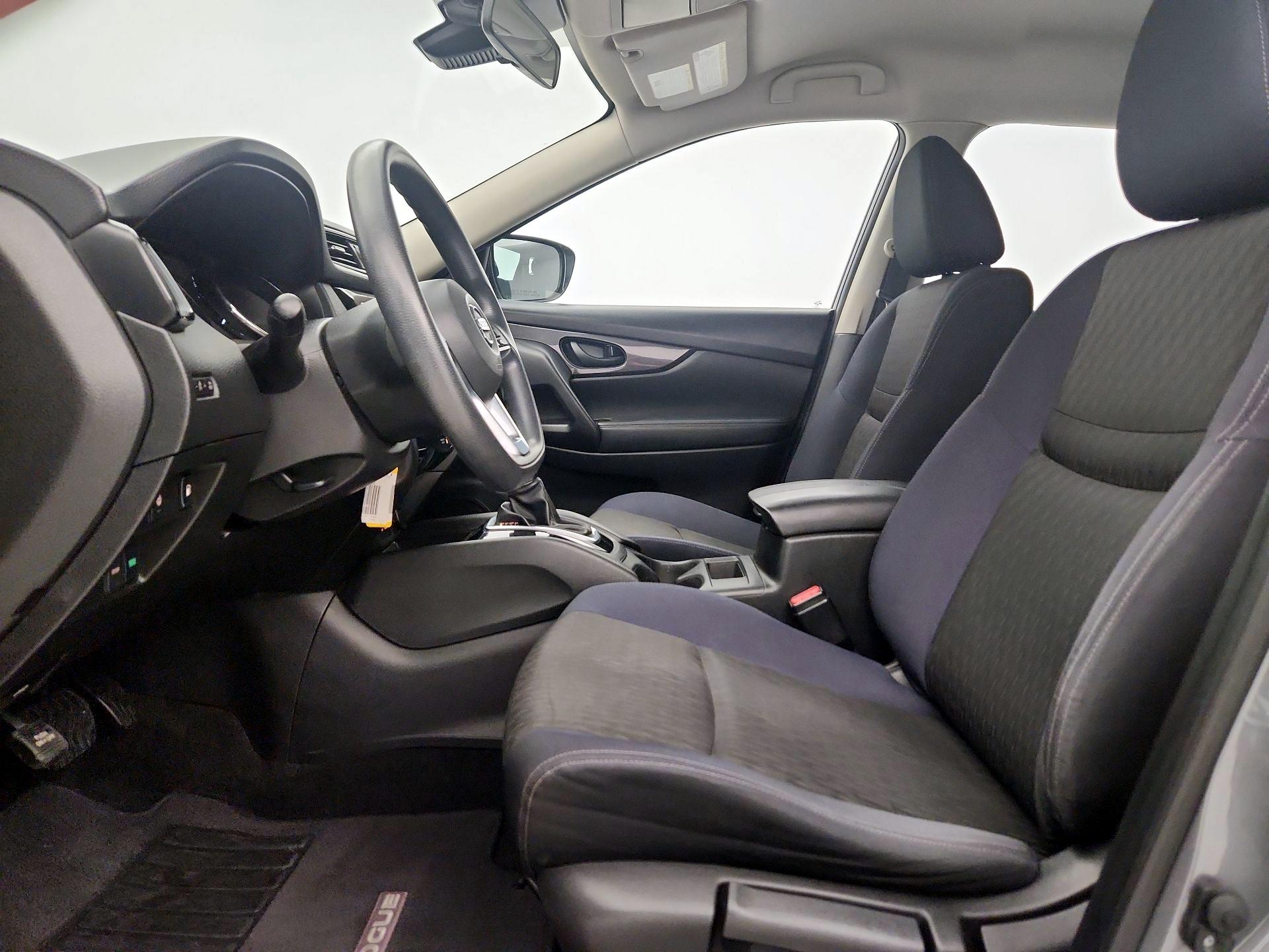 Thumbnail: 2019 Nissan Rogue - 11