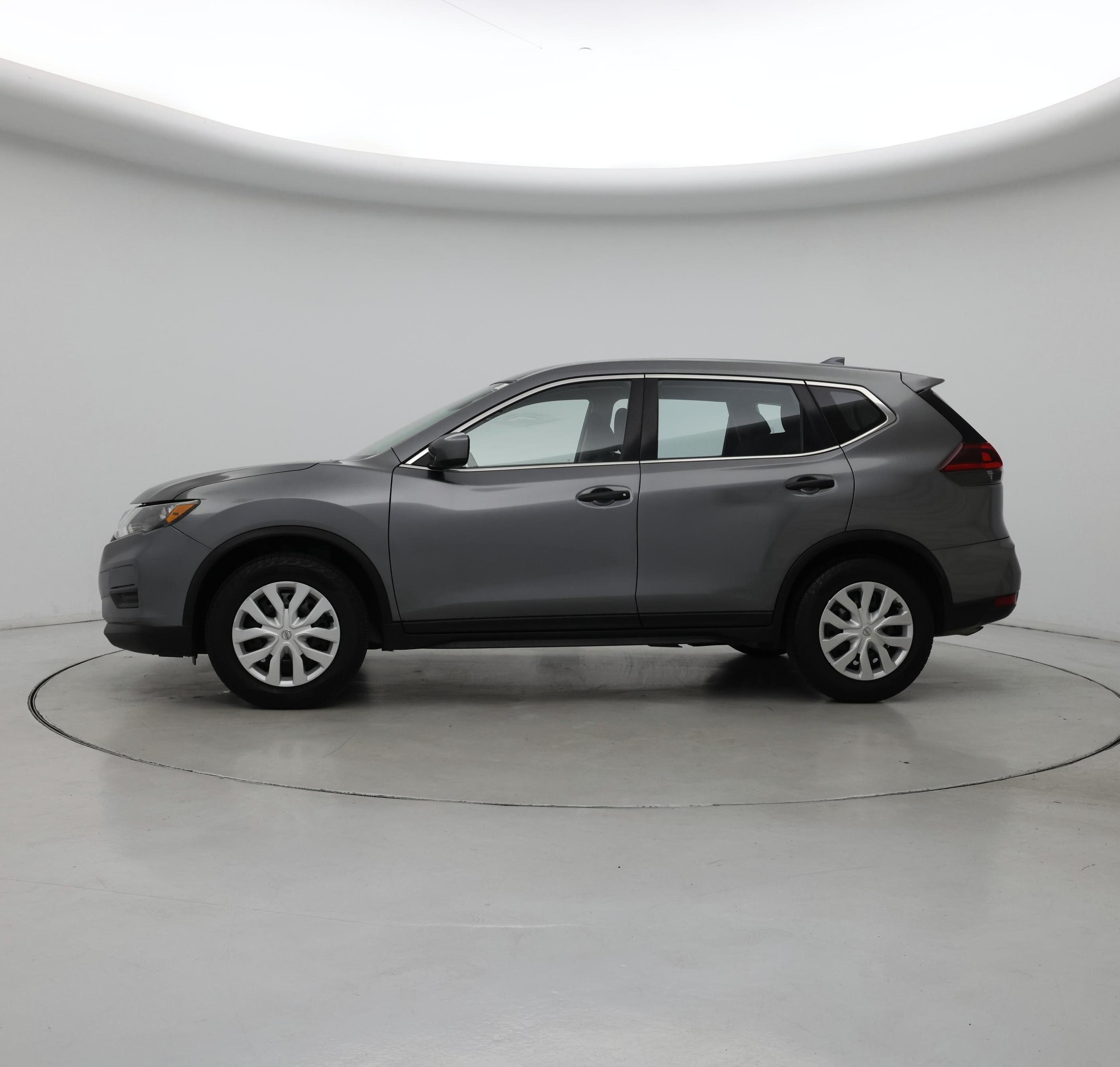 Thumbnail: 2019 Nissan Rogue - 3