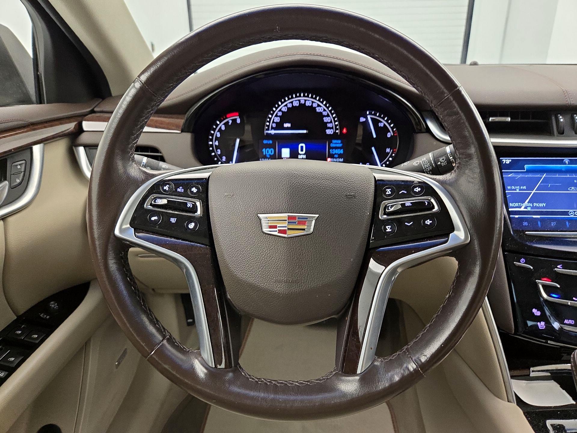 Thumbnail: 2017 Cadillac XTS - 10