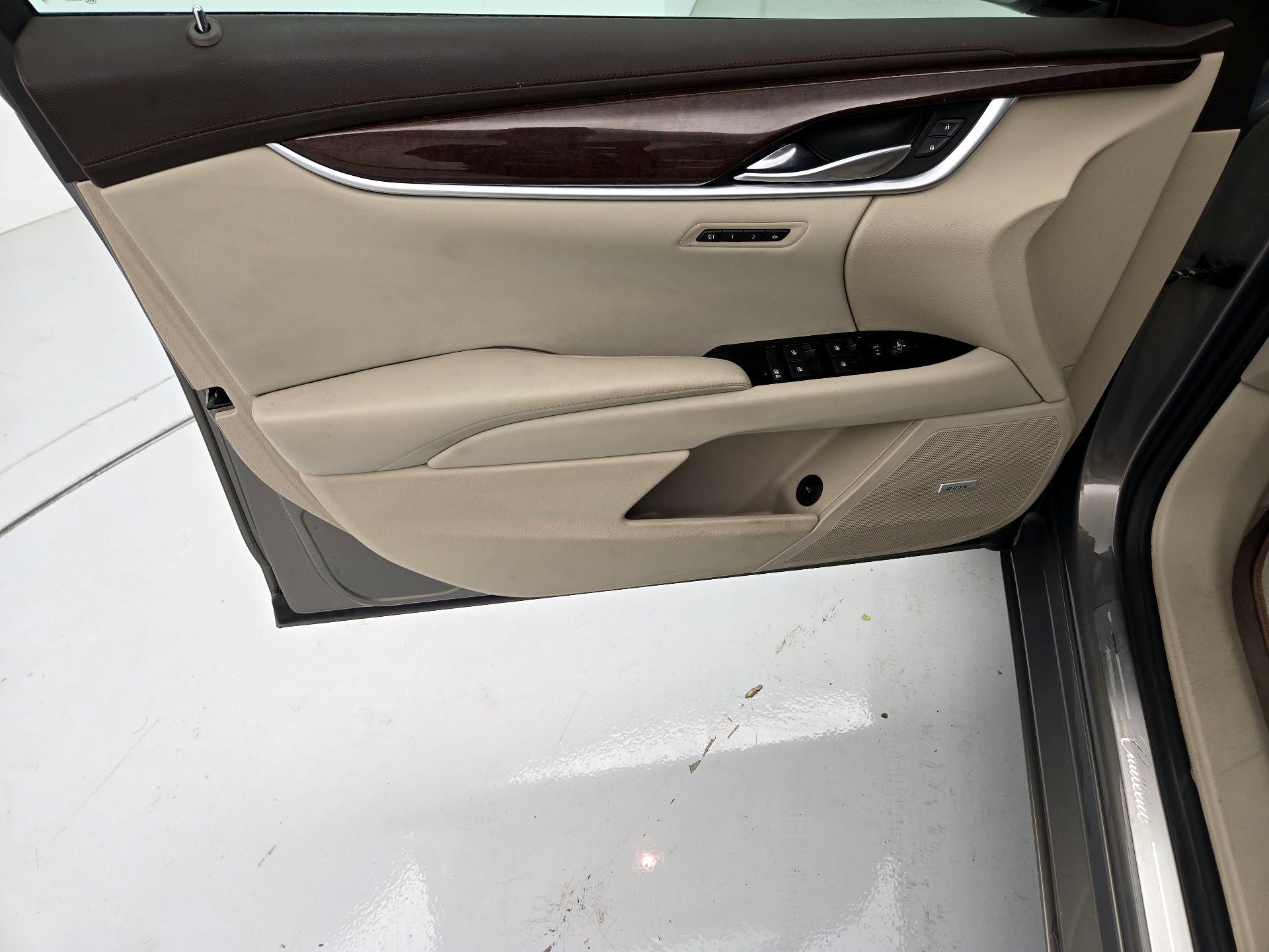 Thumbnail: 2017 Cadillac XTS - 12