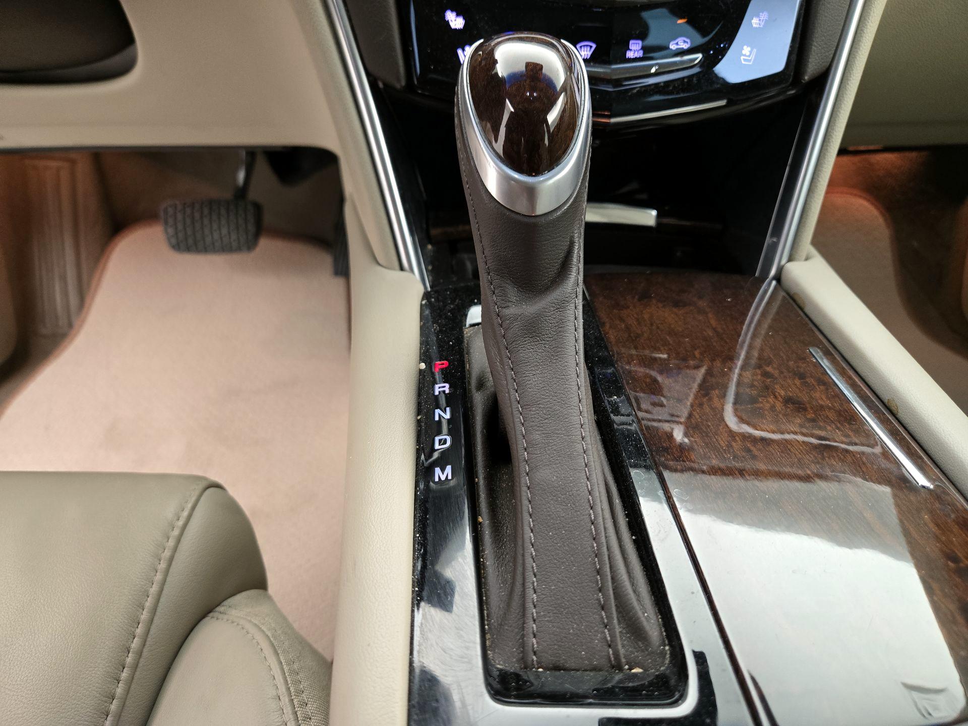 Thumbnail: 2017 Cadillac XTS - 18