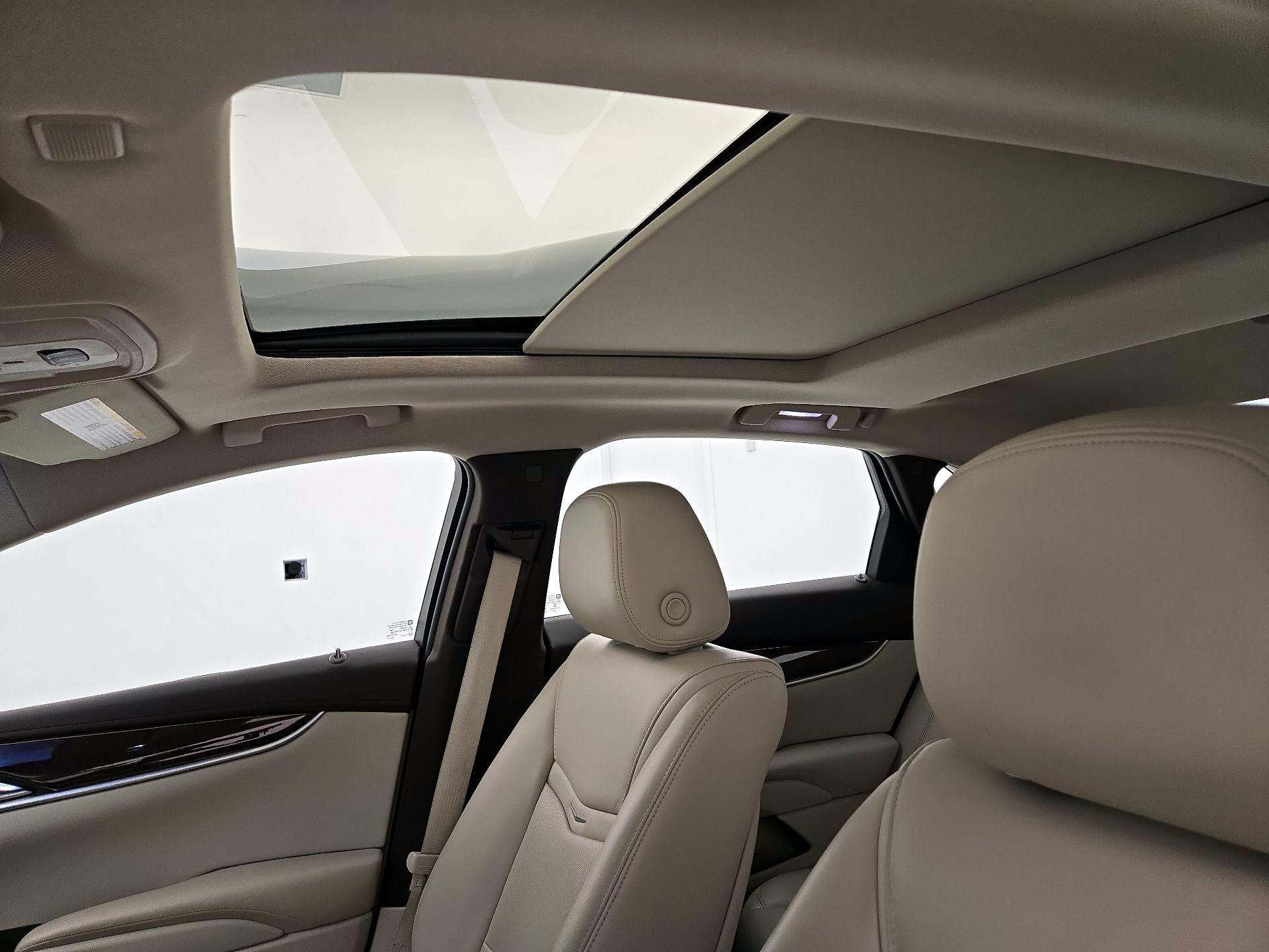 Thumbnail: 2017 Cadillac XTS - 20