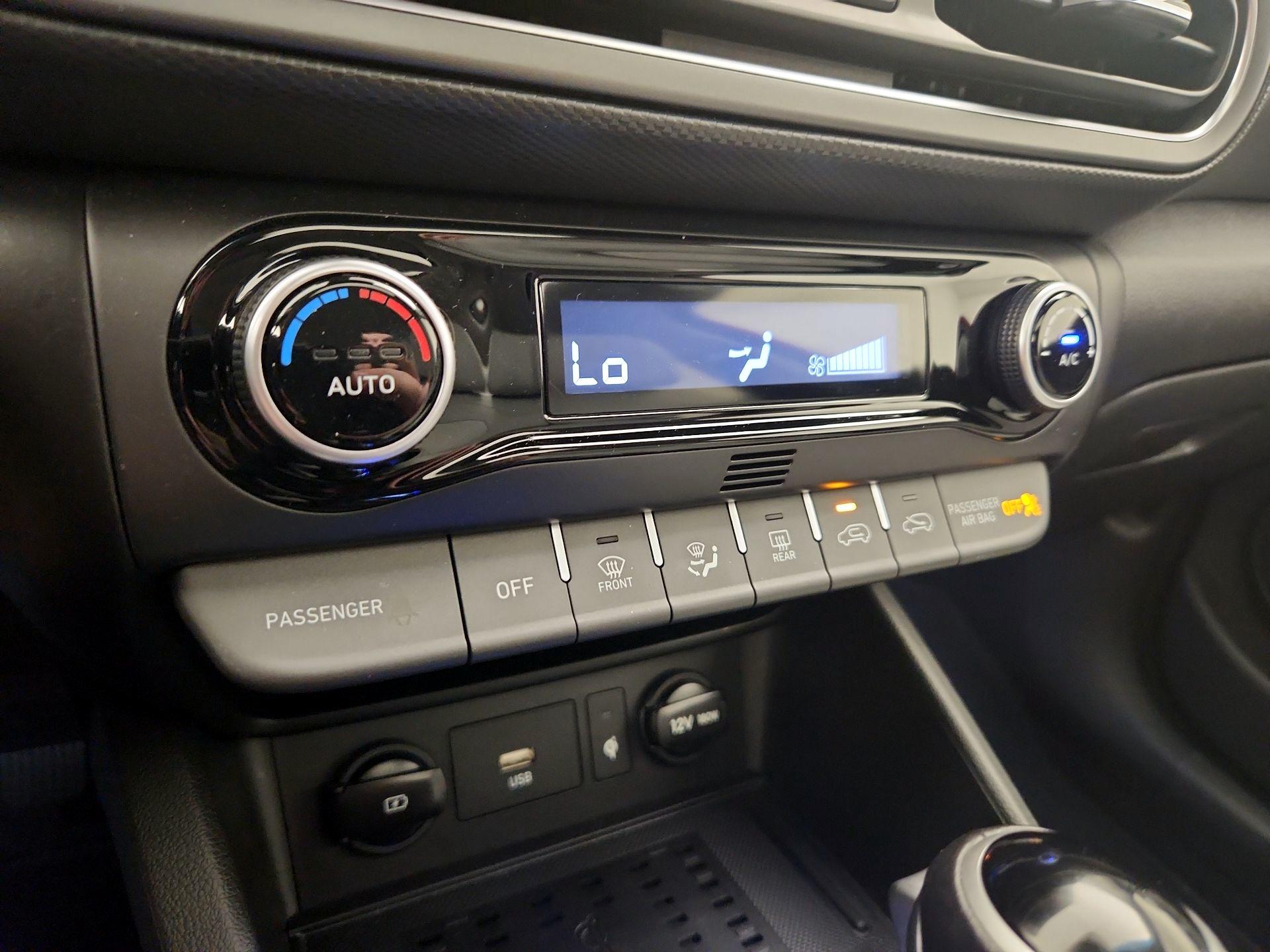 Thumbnail: 2022 Hyundai Kona - 17