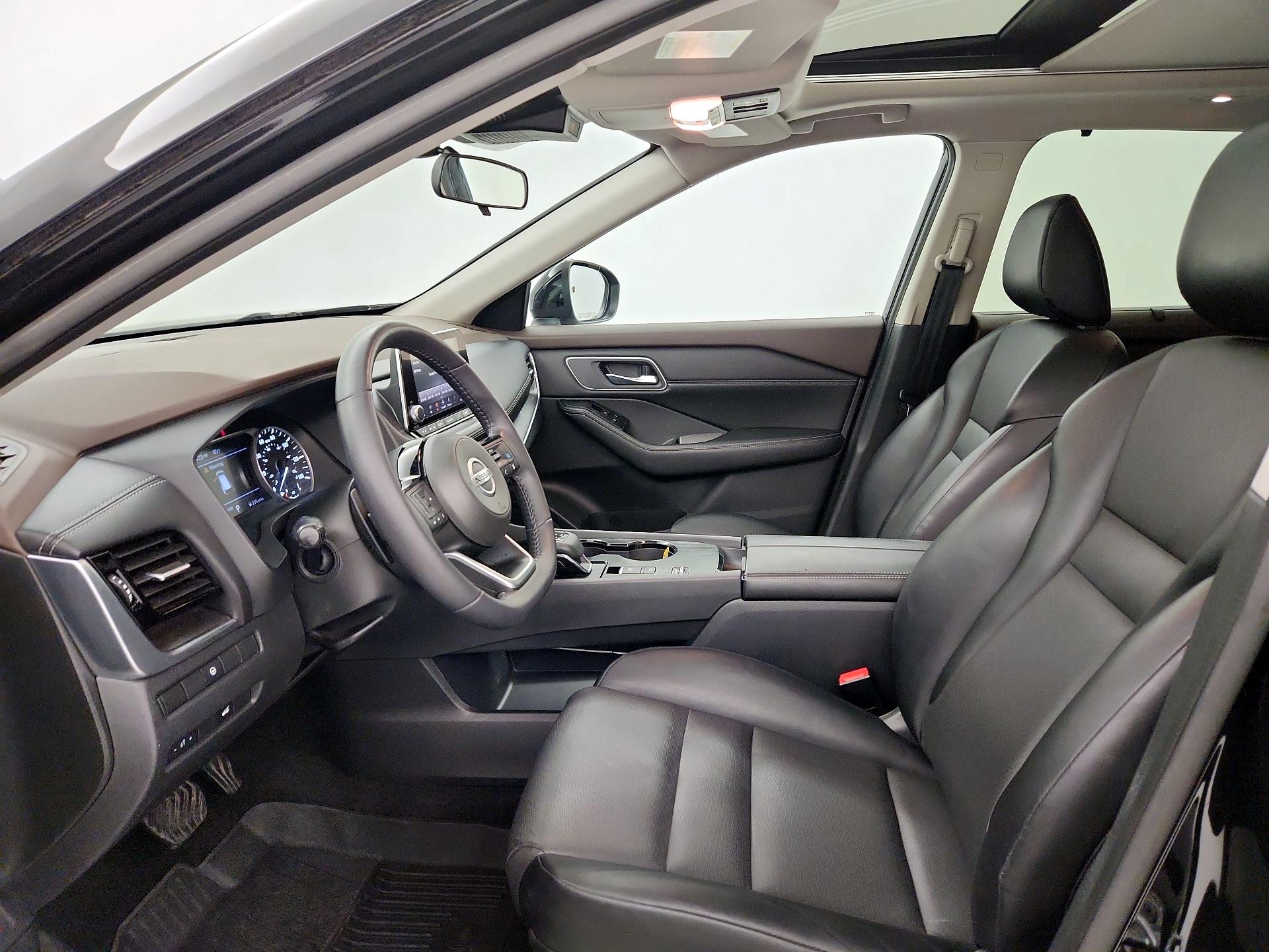 Thumbnail: 2021 Nissan Rogue - 11