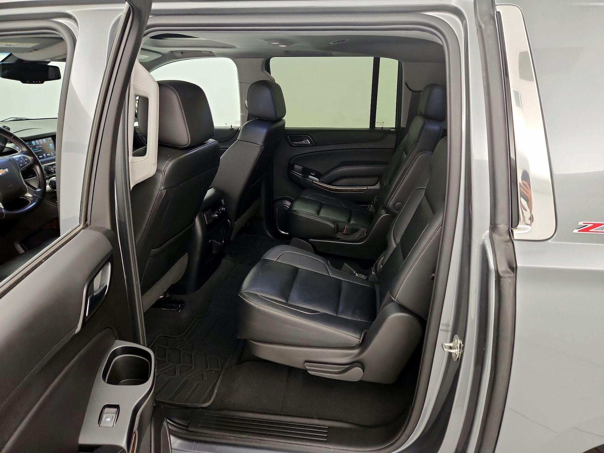 Thumbnail: 2019 Chevrolet Suburban - 18