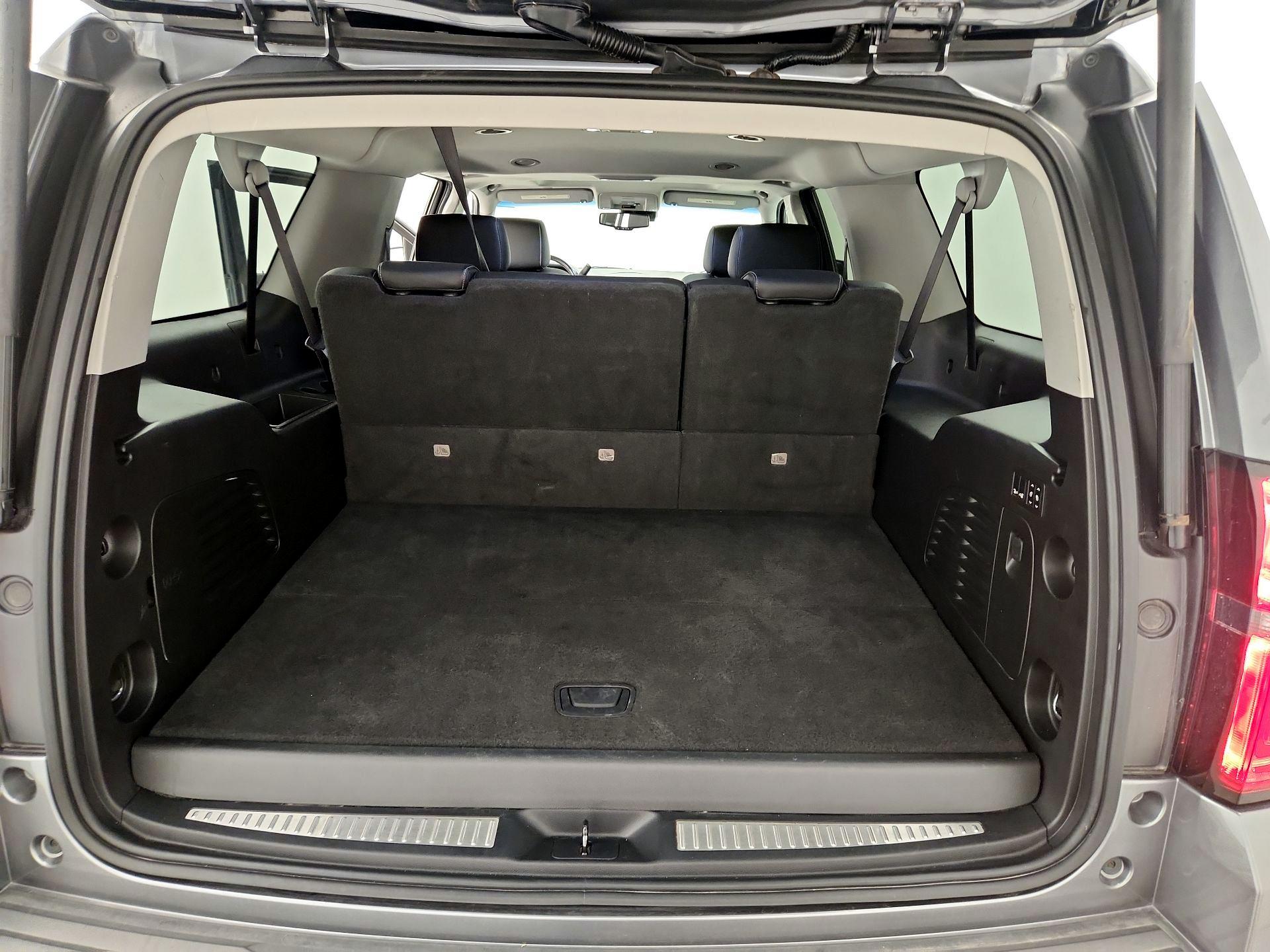 Thumbnail: 2019 Chevrolet Suburban - 20