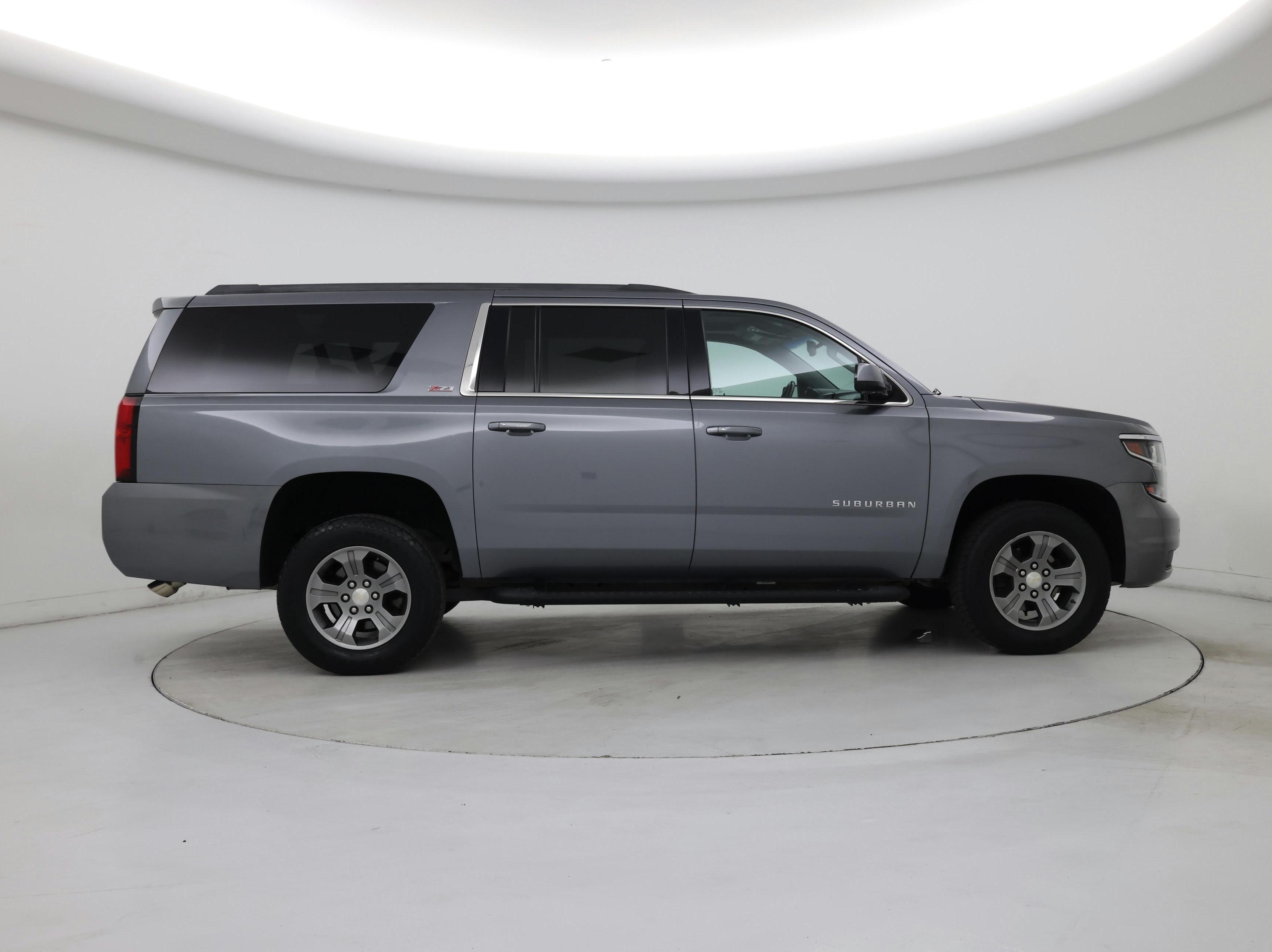 Thumbnail: 2019 Chevrolet Suburban - 7