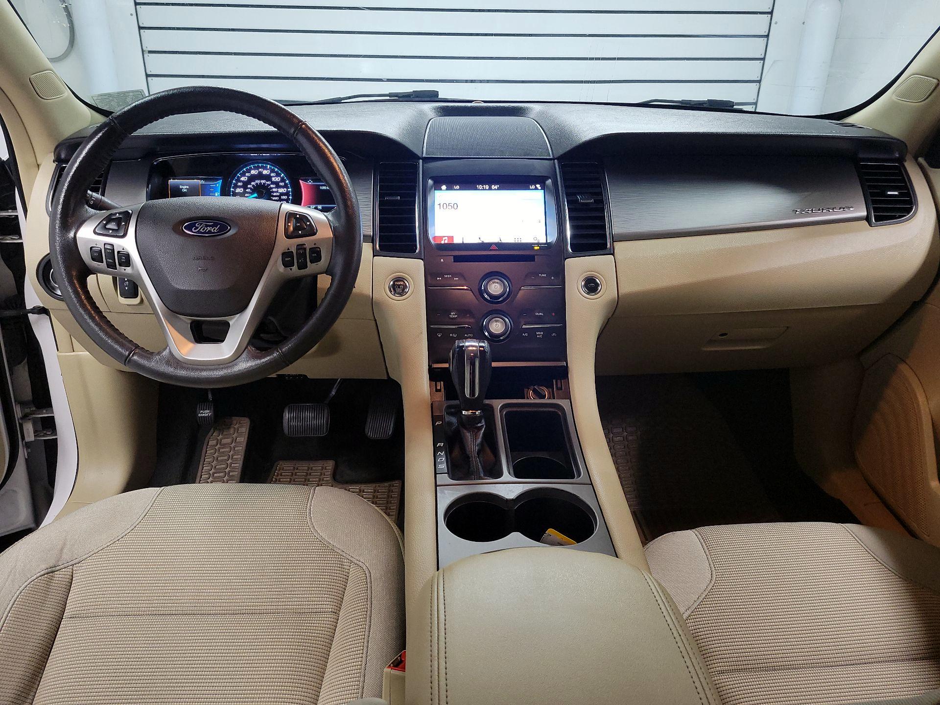Thumbnail: 2018 Ford Taurus - 9