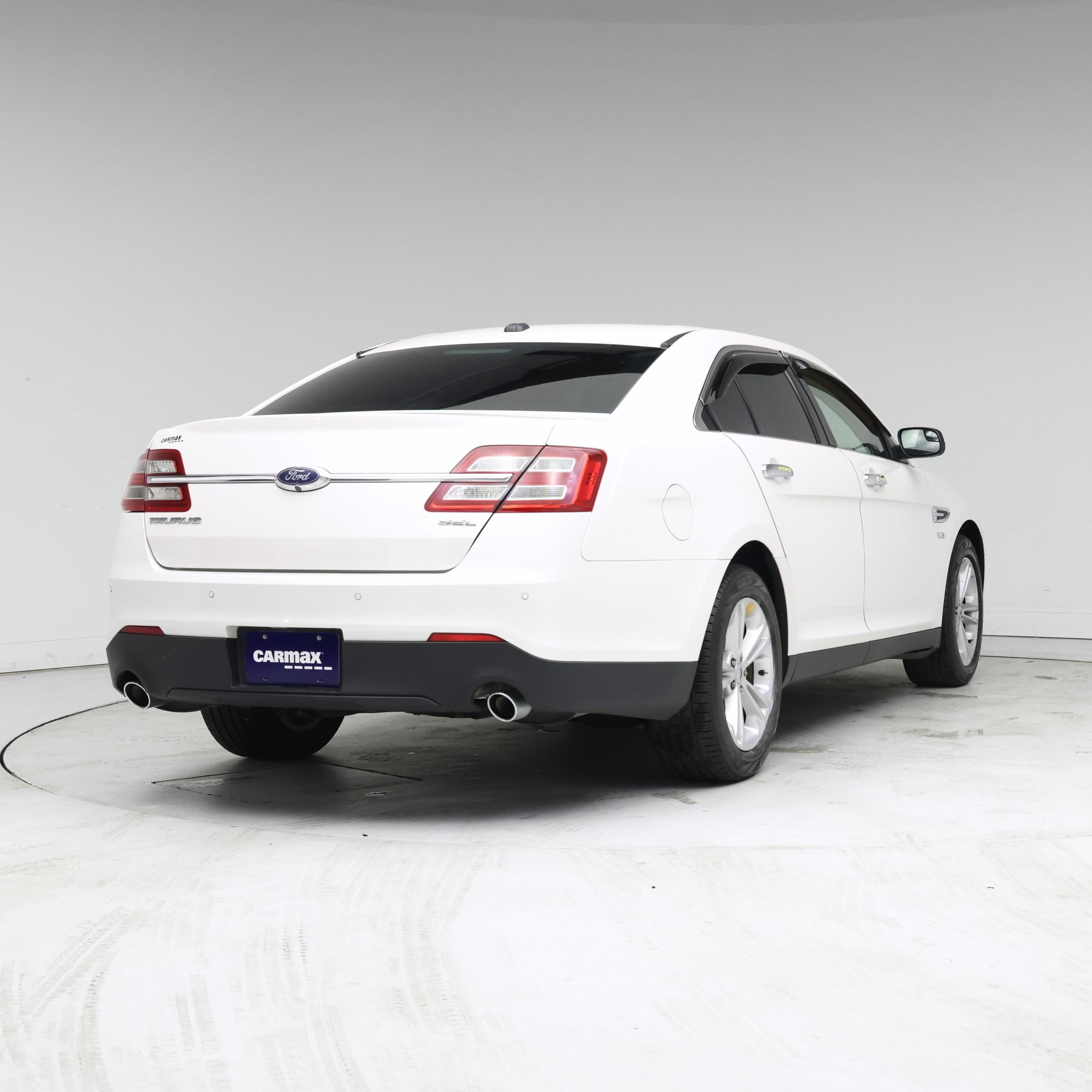 Thumbnail: 2018 Ford Taurus - 8