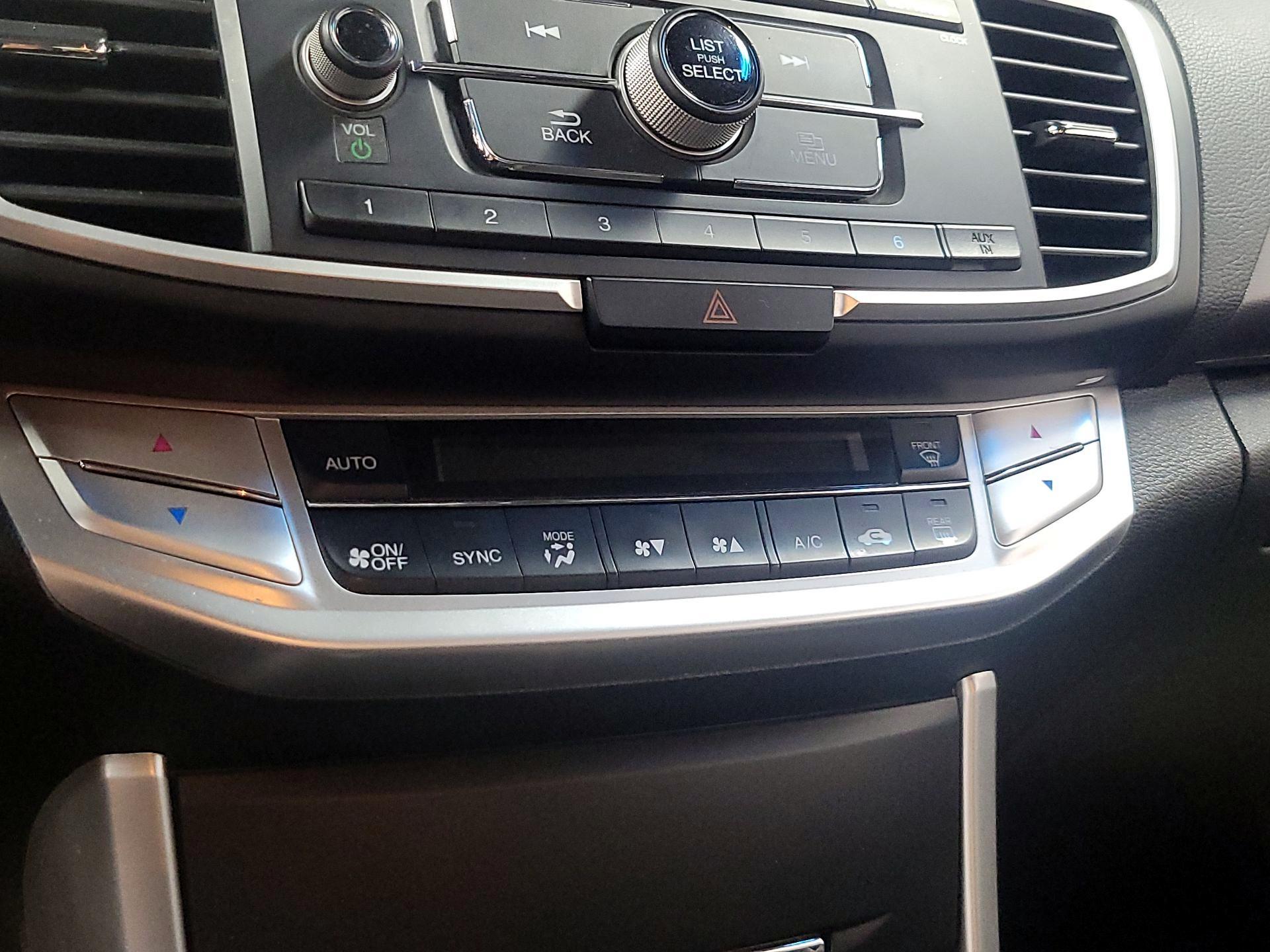 Thumbnail: 2013 Honda Accord - 15