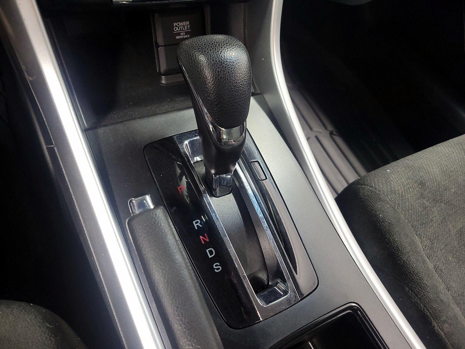 Thumbnail: 2013 Honda Accord - 16